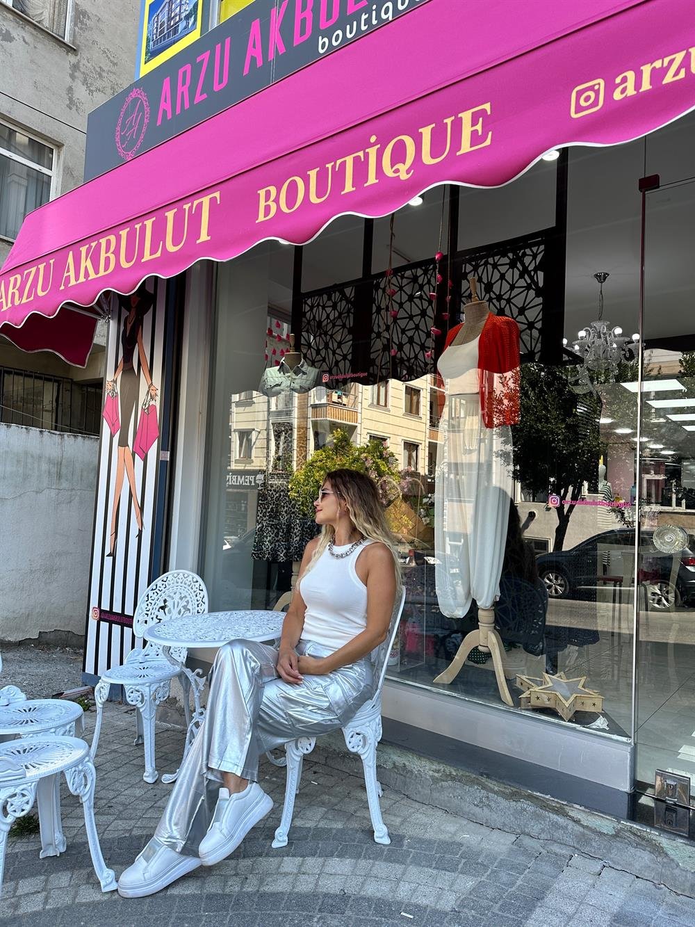 Beyaz Çelik Örme Triko 