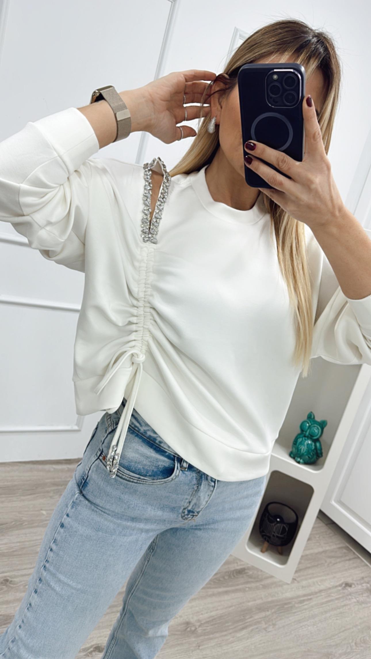 Beyaz Taşlı Modal Kumaş Sweat