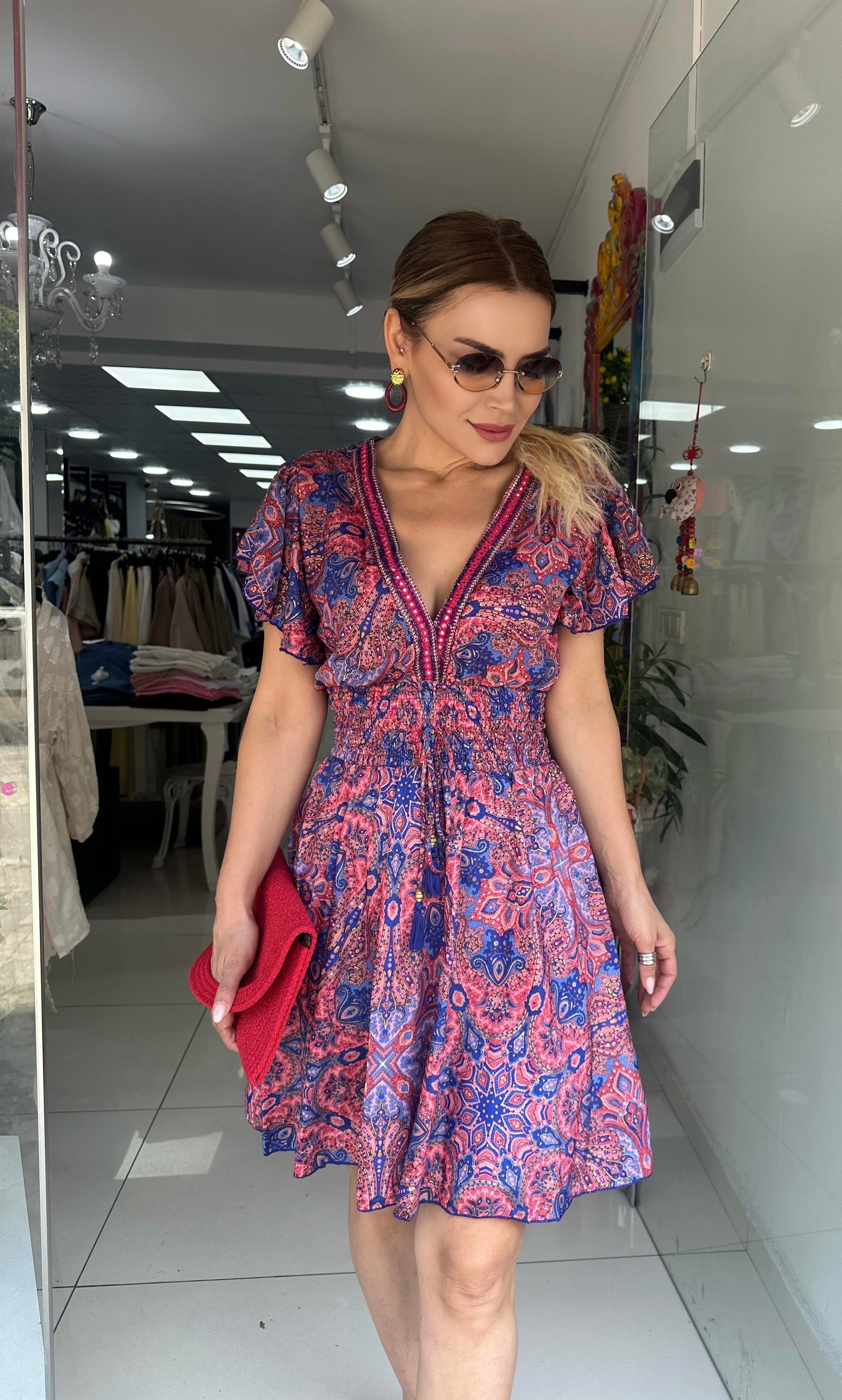 Desenli İthal Kumaş Elbise