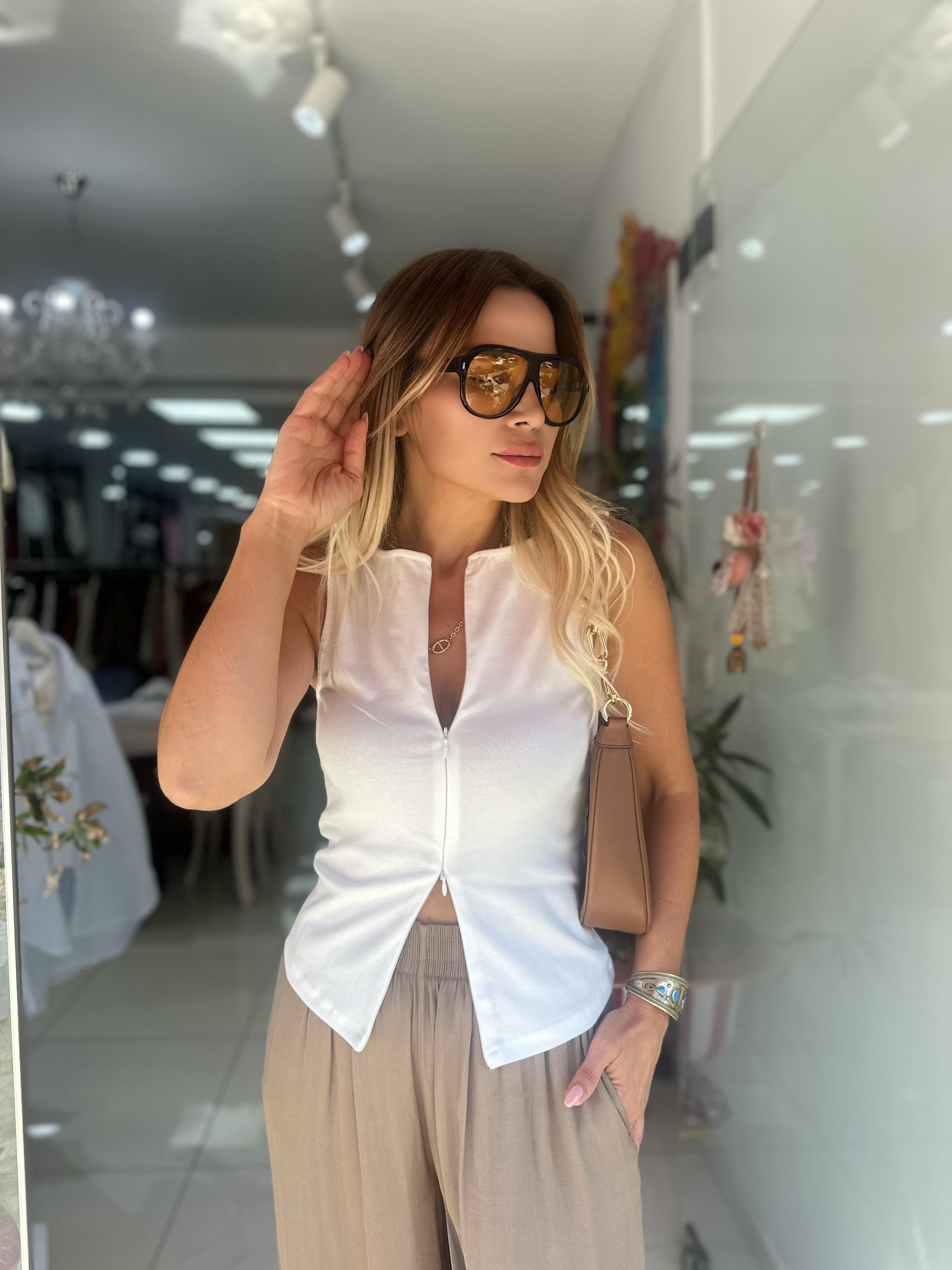 Ekru Fermuar Detaylı Bluz