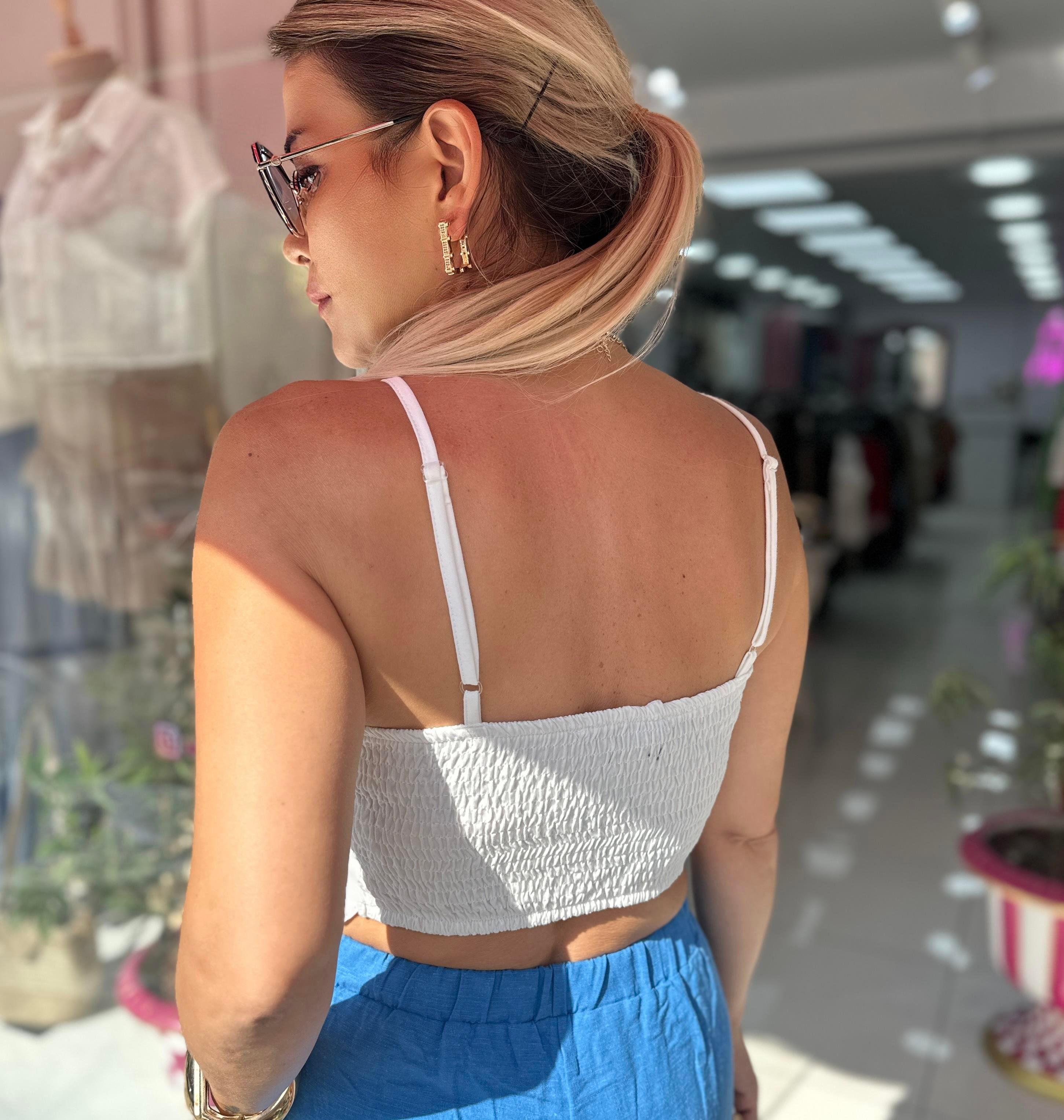 Ekru Fisto Detaylı Crop