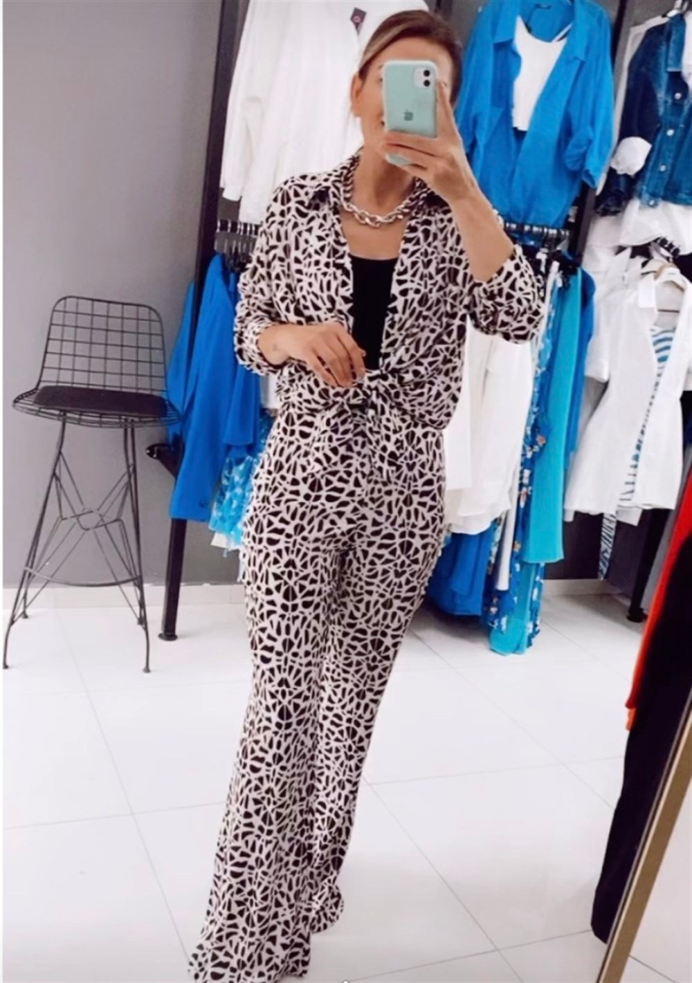 FC Desenli Pantolonlu Takım