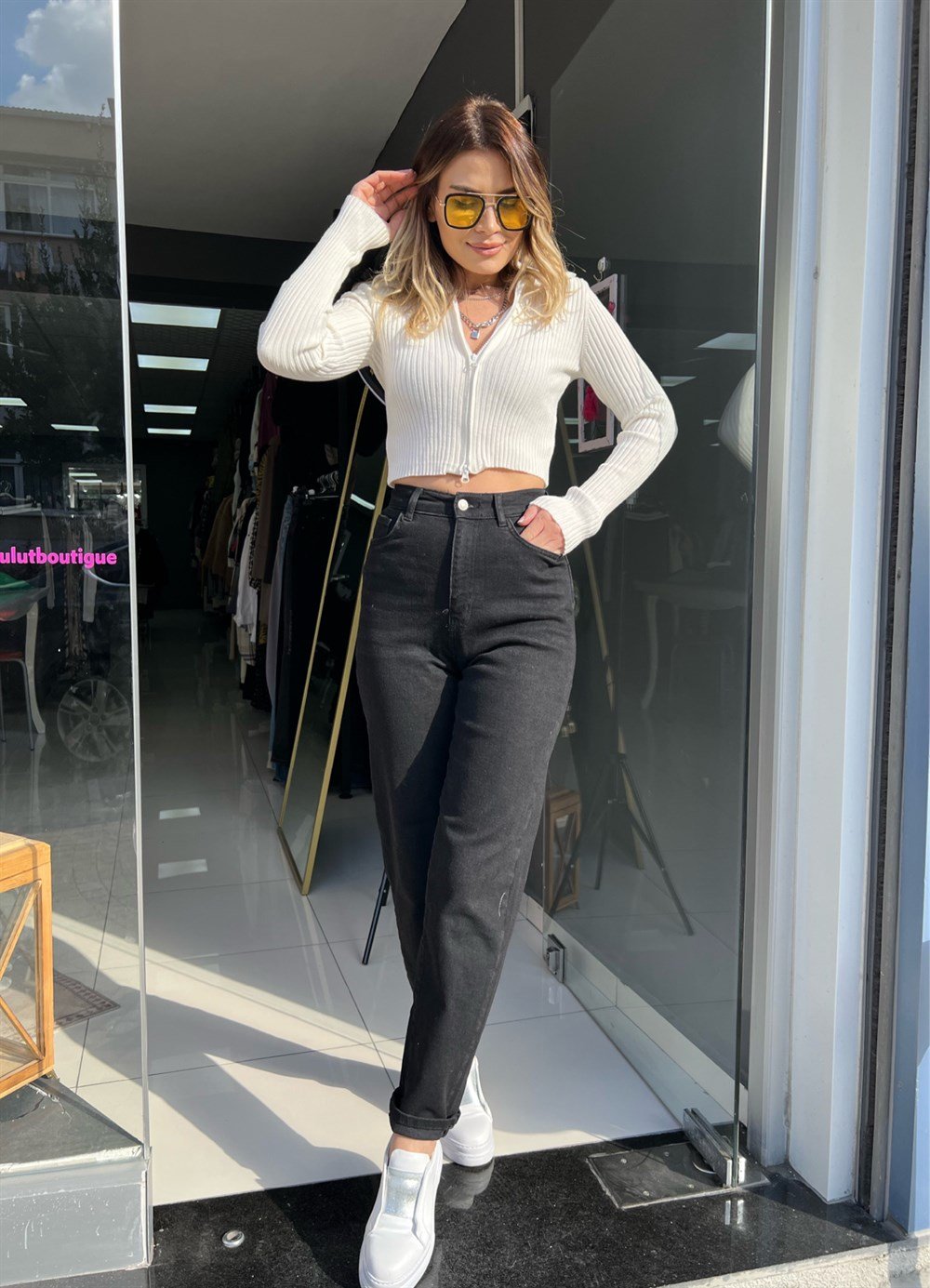 GPJ Siyah Mom Jean