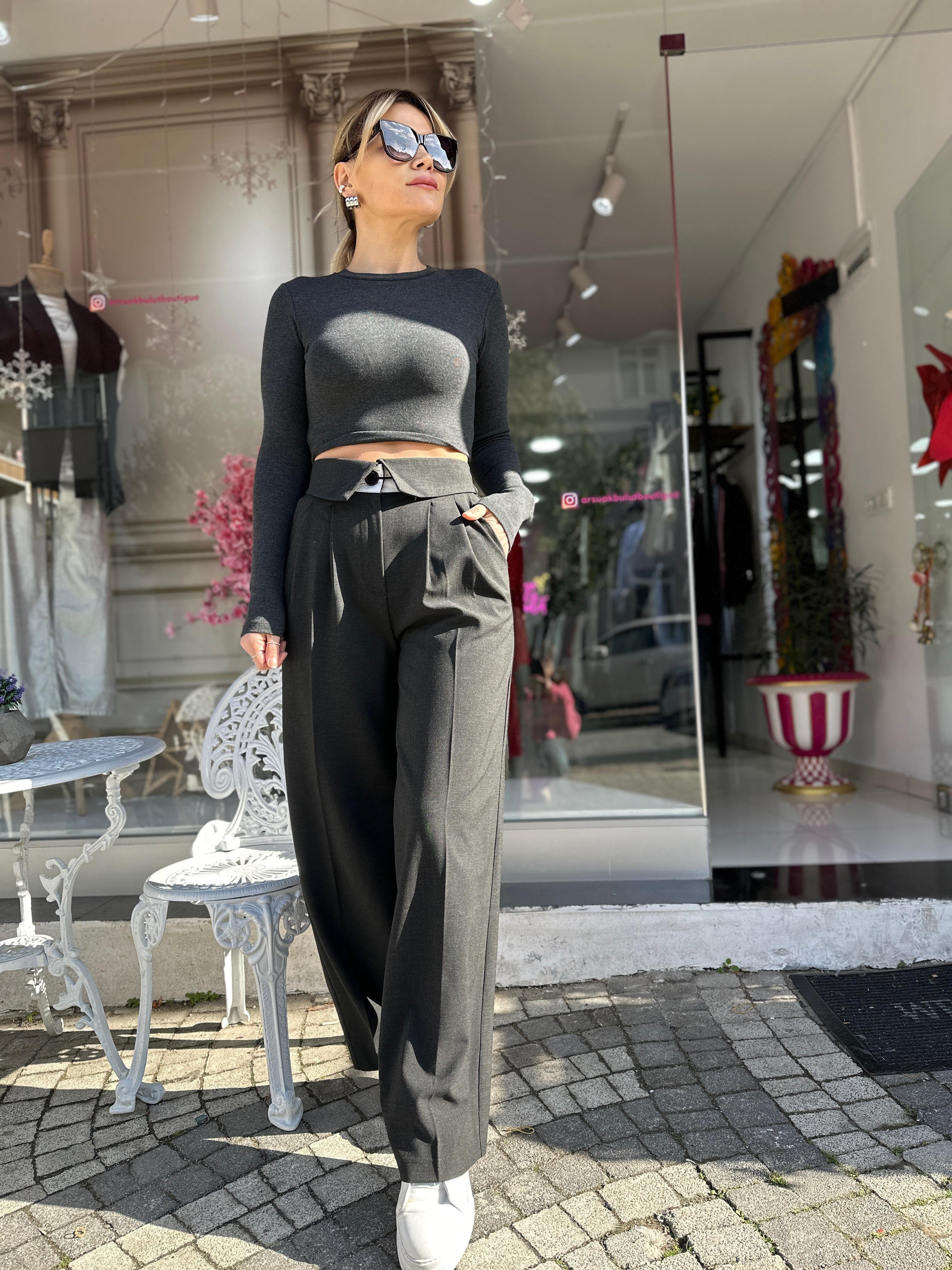 Gri Bel Detaylı Pantolon 