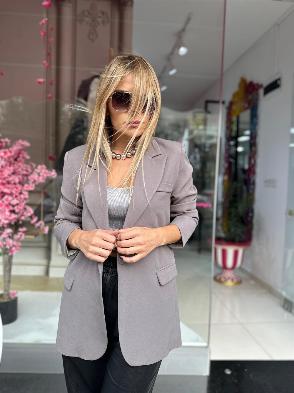 Gri Tek Düğmeli Blazer