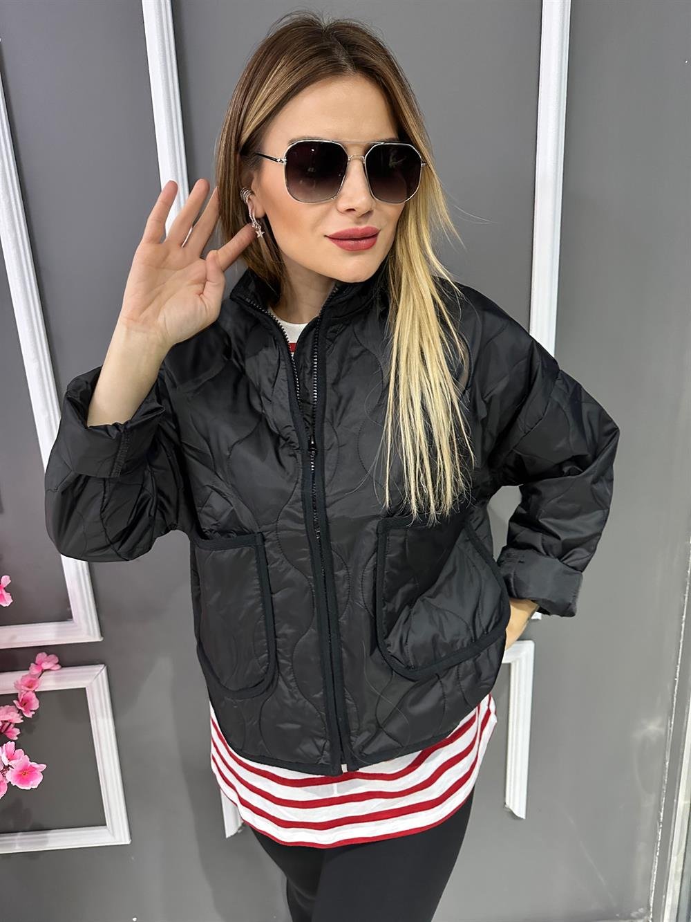 HF Siyah Kapitone Ceket 