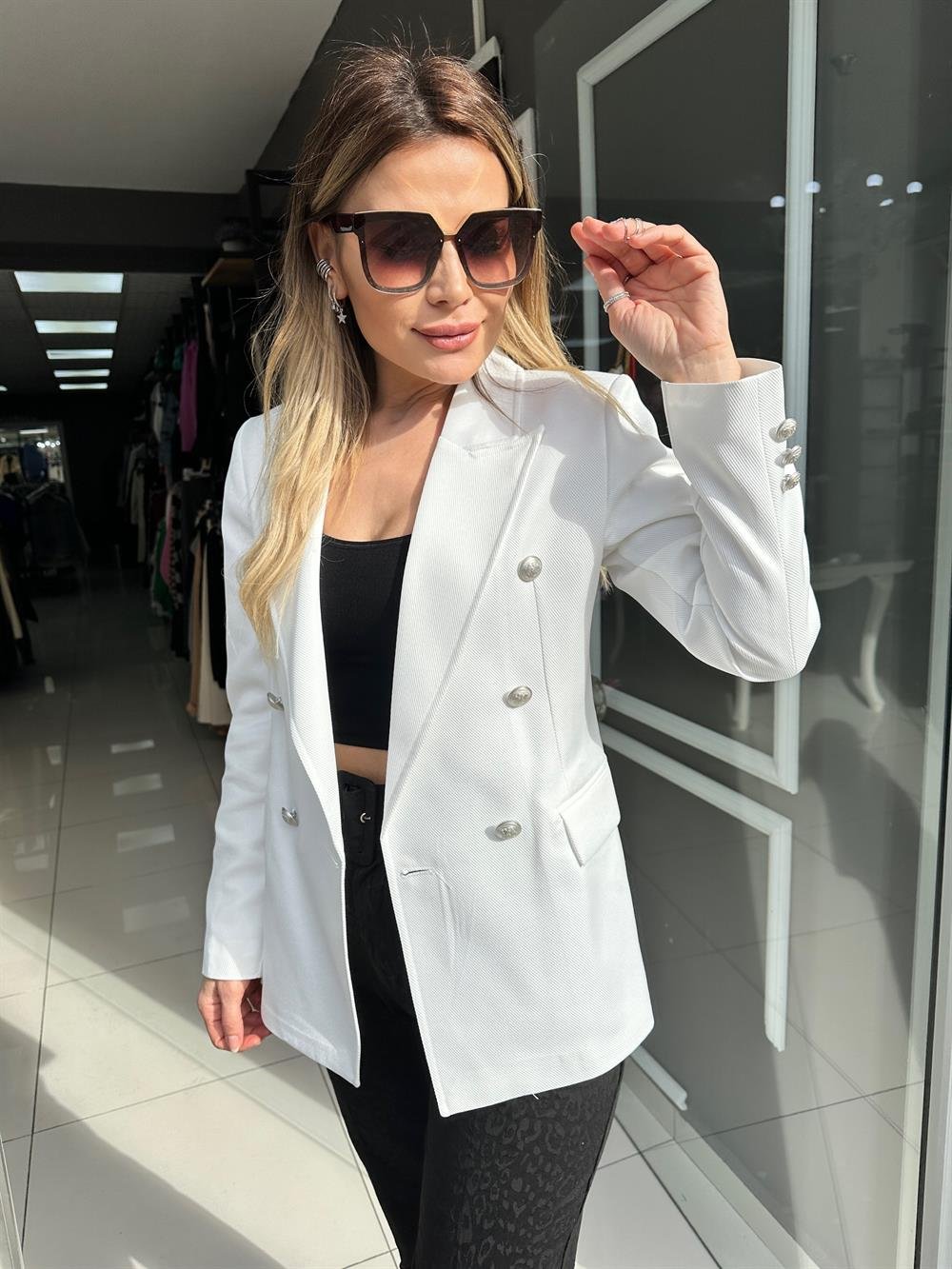 HYL Beyaz Düğmeli Blazer Ceket 