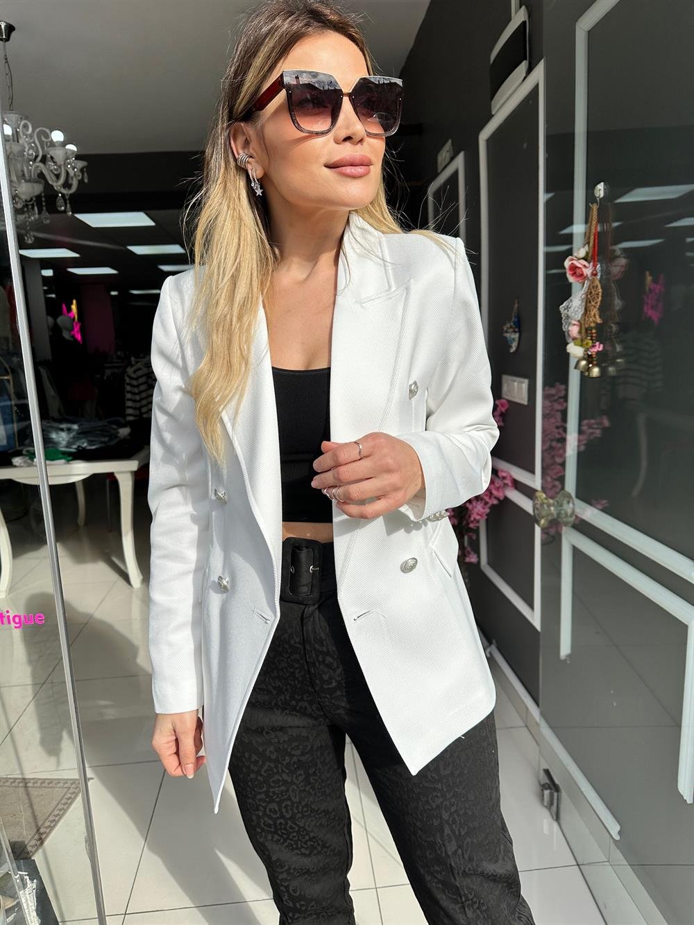 HYL Beyaz Düğmeli Blazer Ceket 
