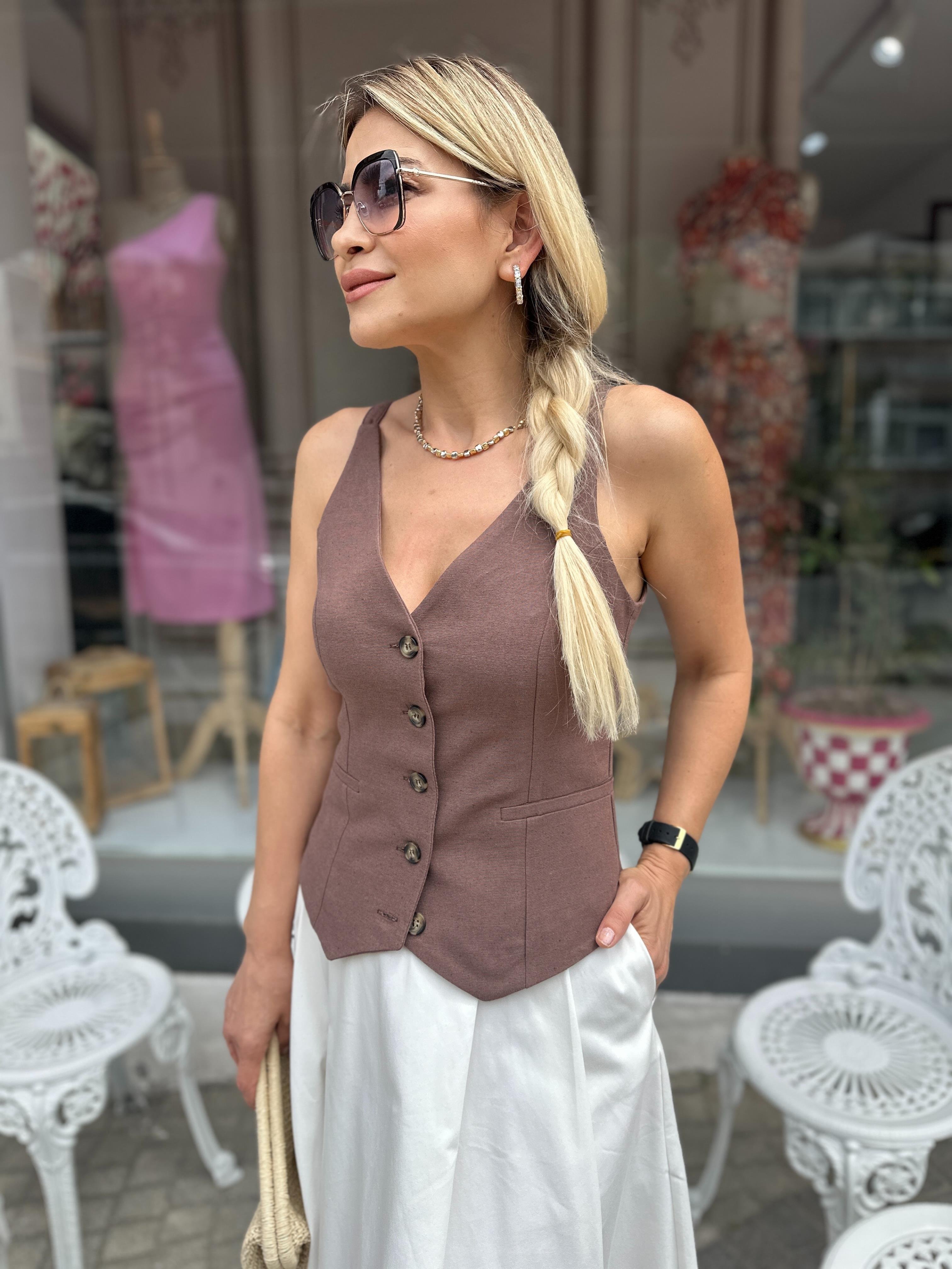 Kahve Askılı Yelek 