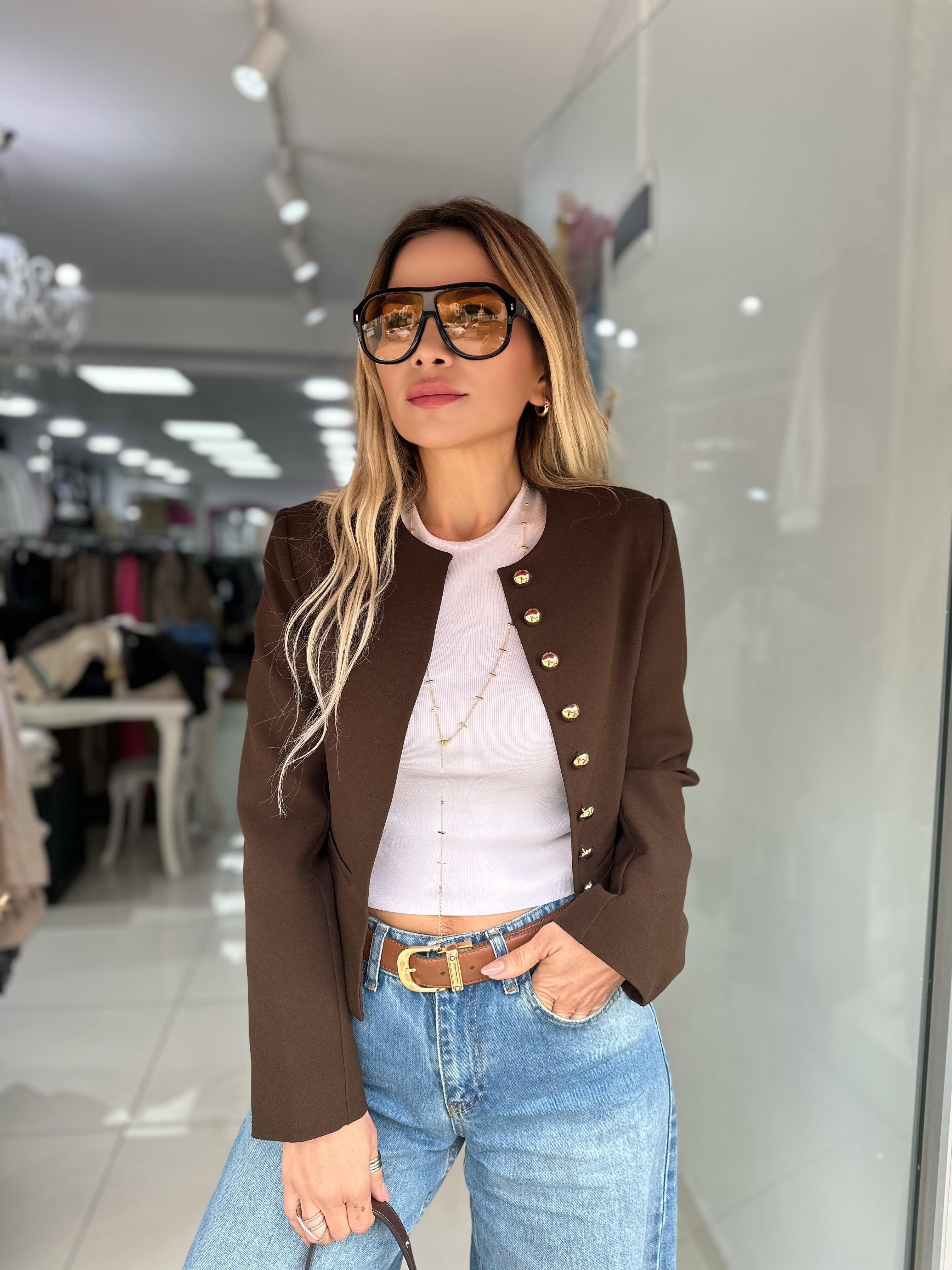 Kahverengi Düğmeli Cropped Ceket