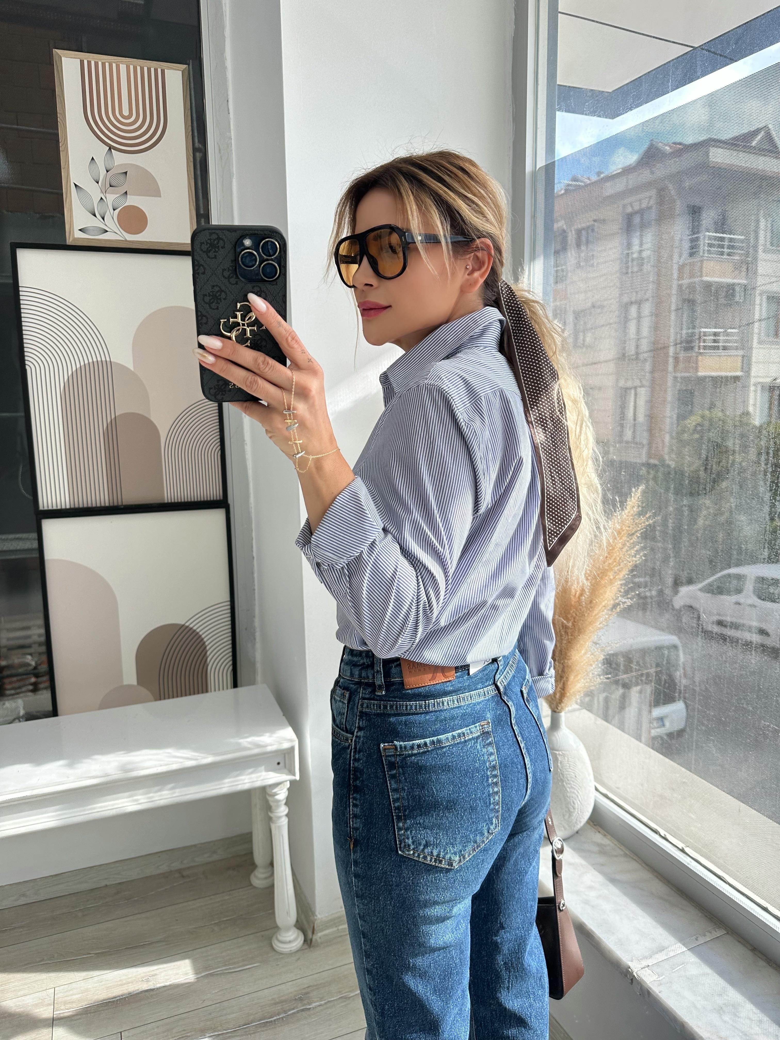 Koyu Lacivert Jean 
