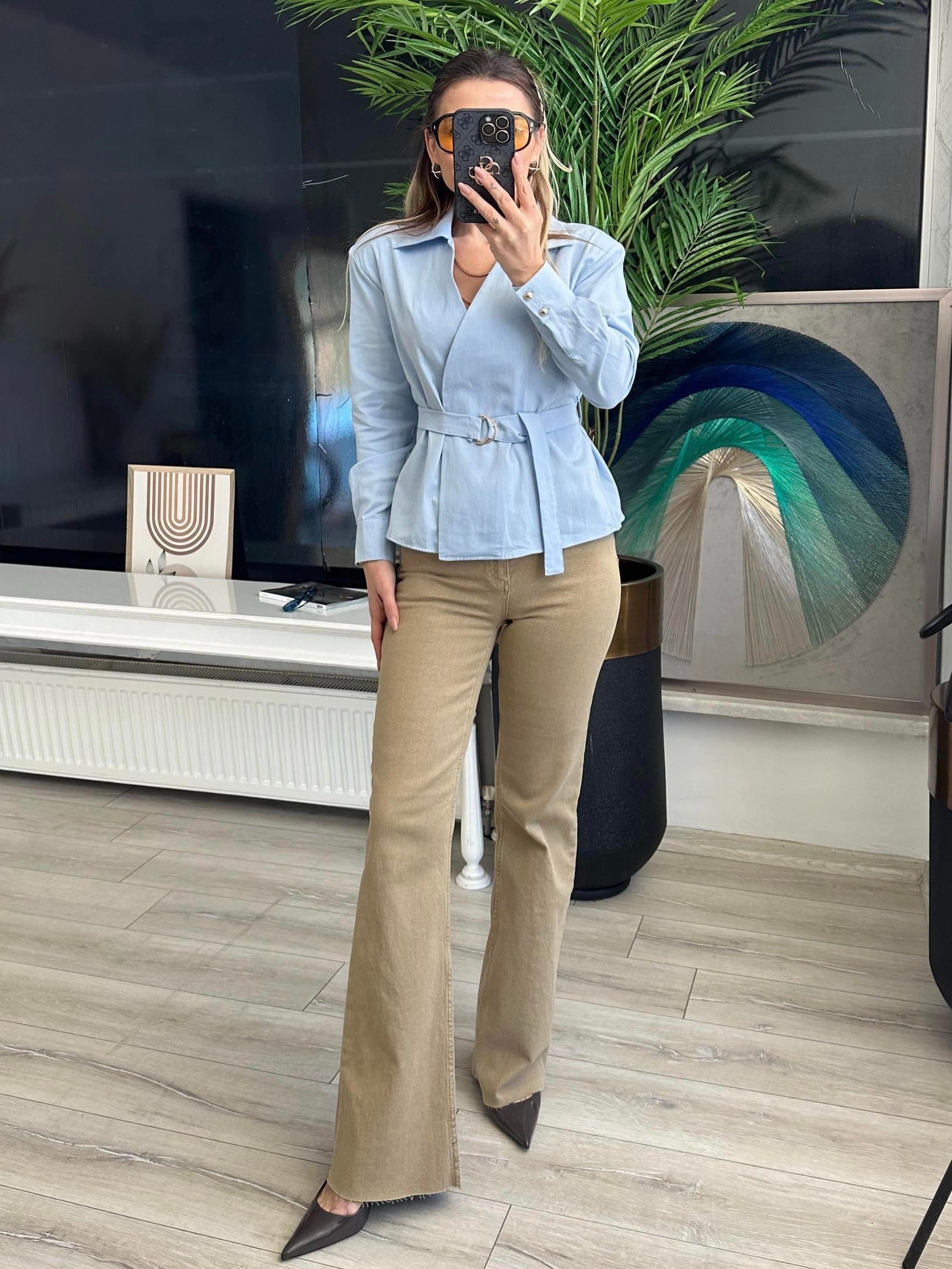 KR Bej  Push Up Jean