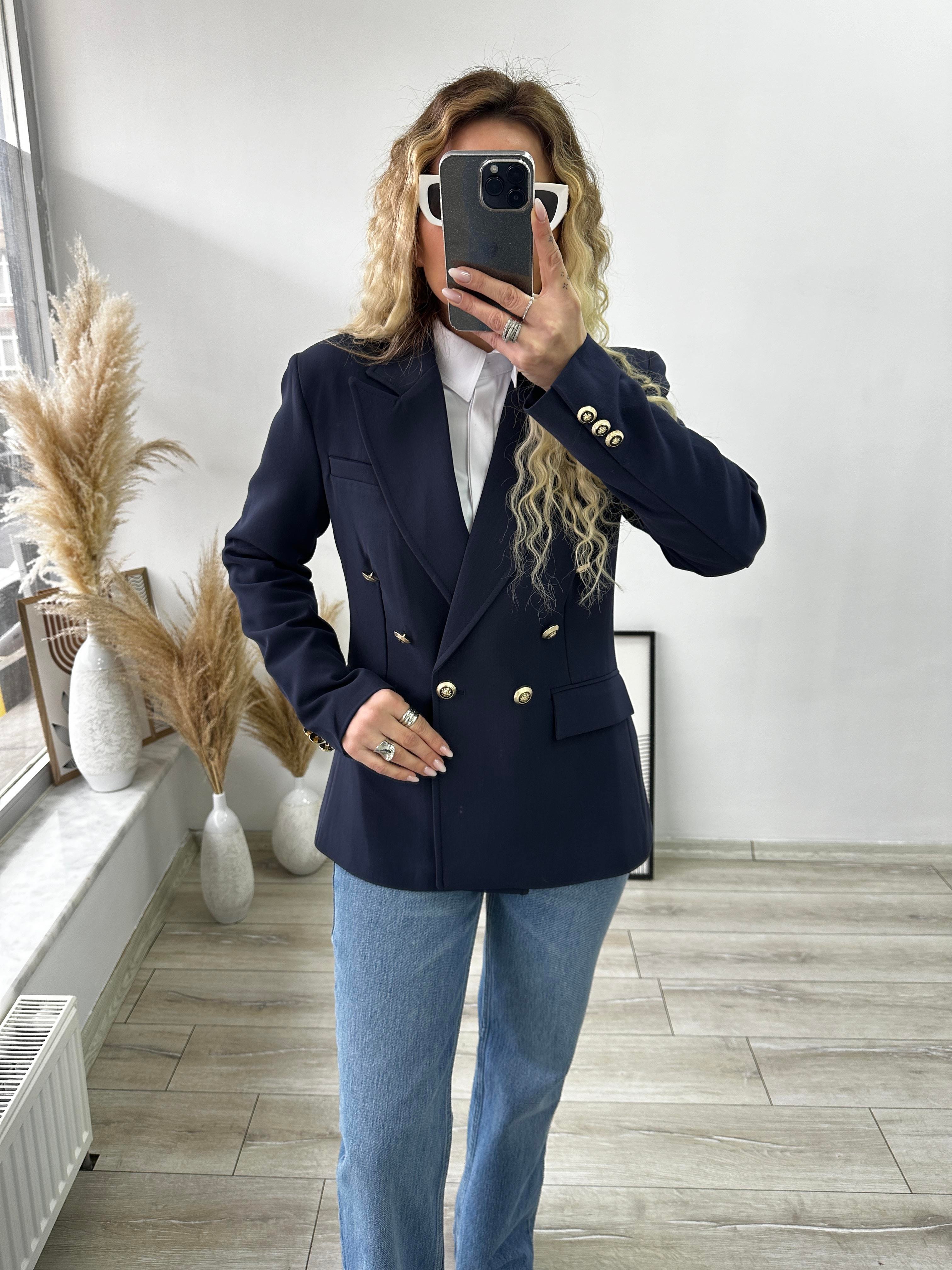 Lacivert Astarlı Gold Düğmeli Blazer