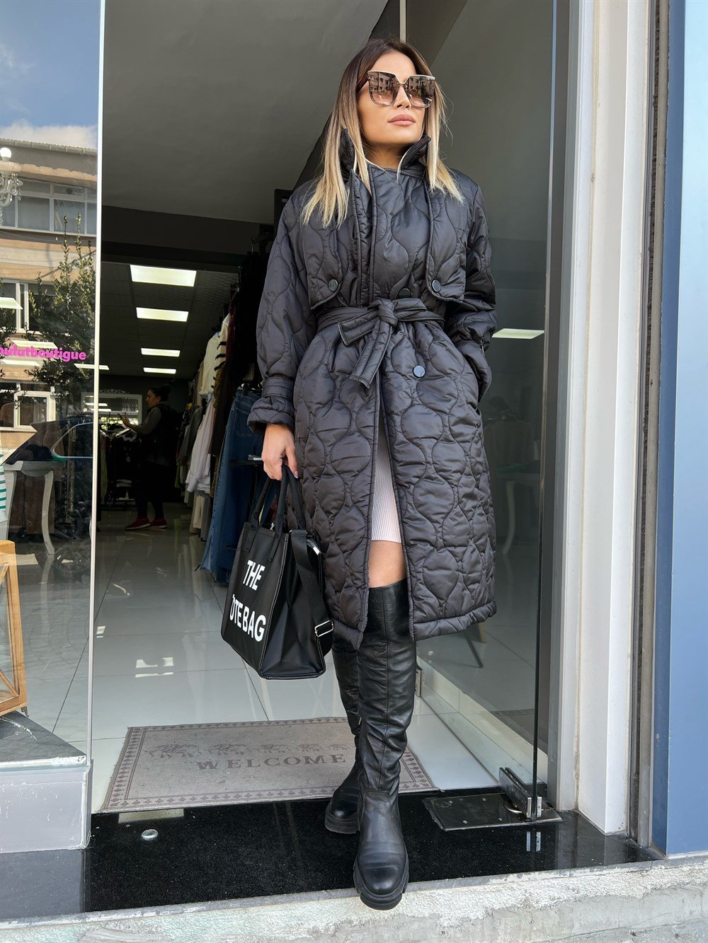 LF Siyah Uzun Şişme Mont