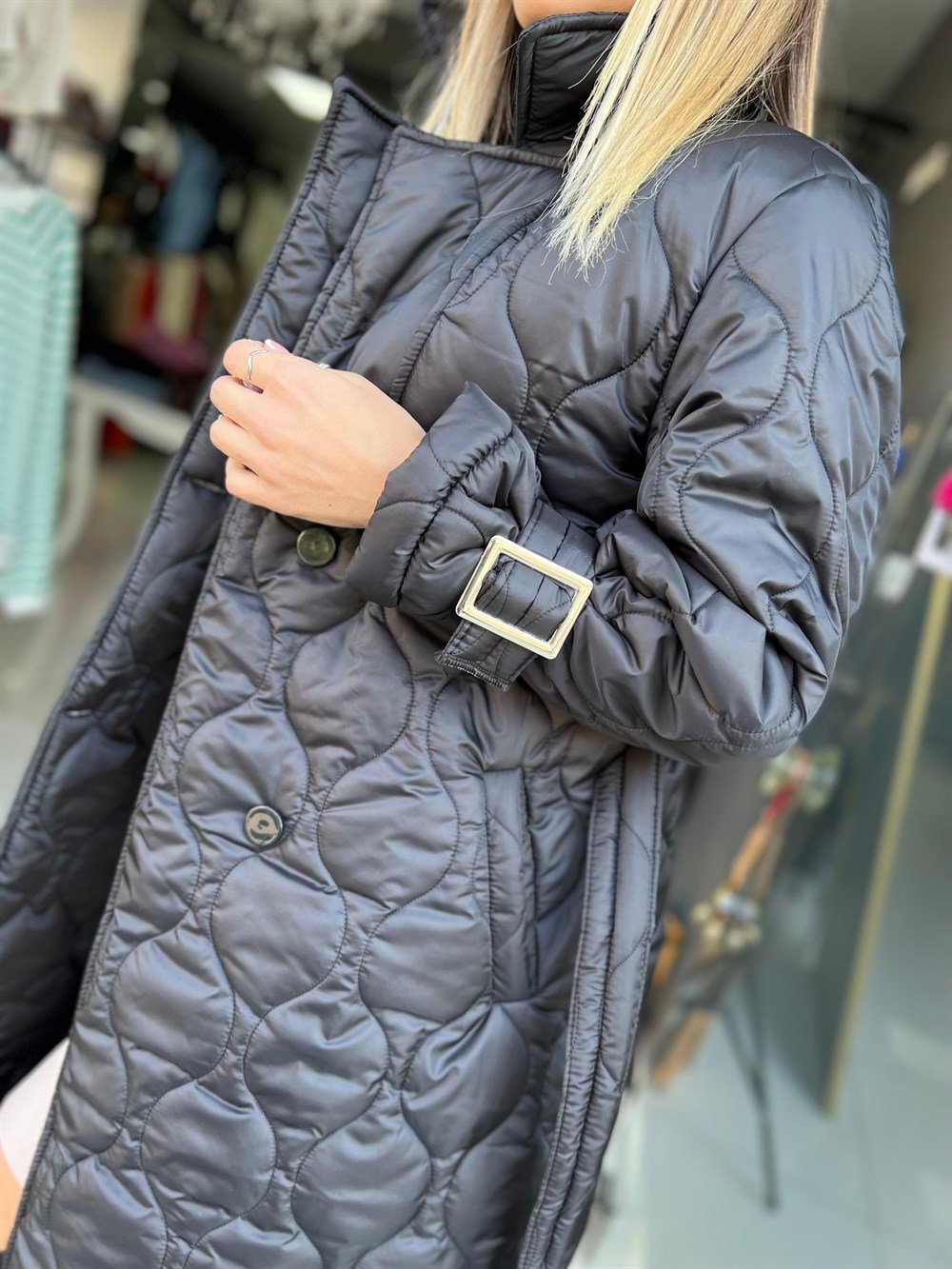 LF Siyah Uzun Şişme Mont