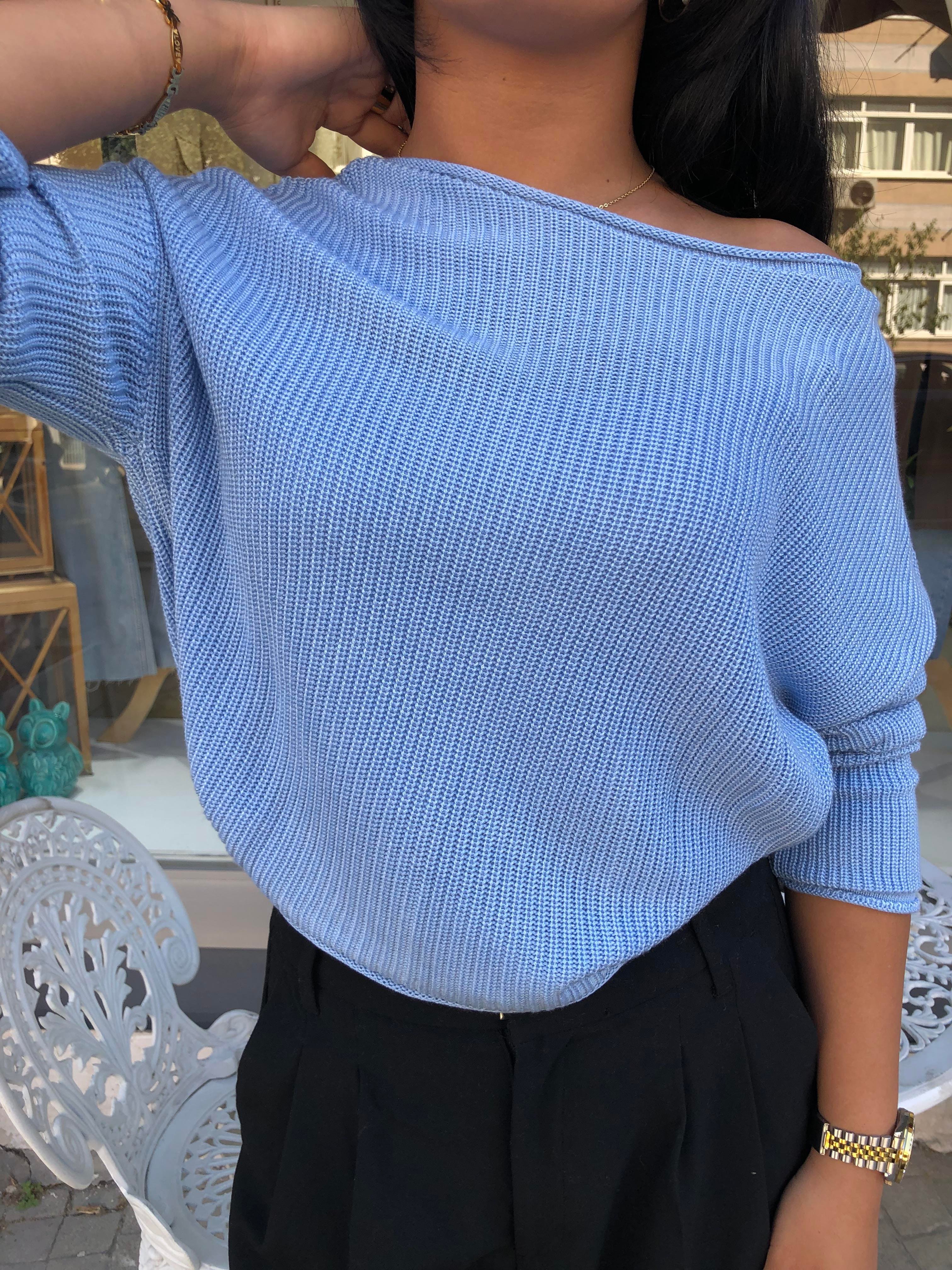 Mavi Kayık Yaka Basic Triko Kazak 