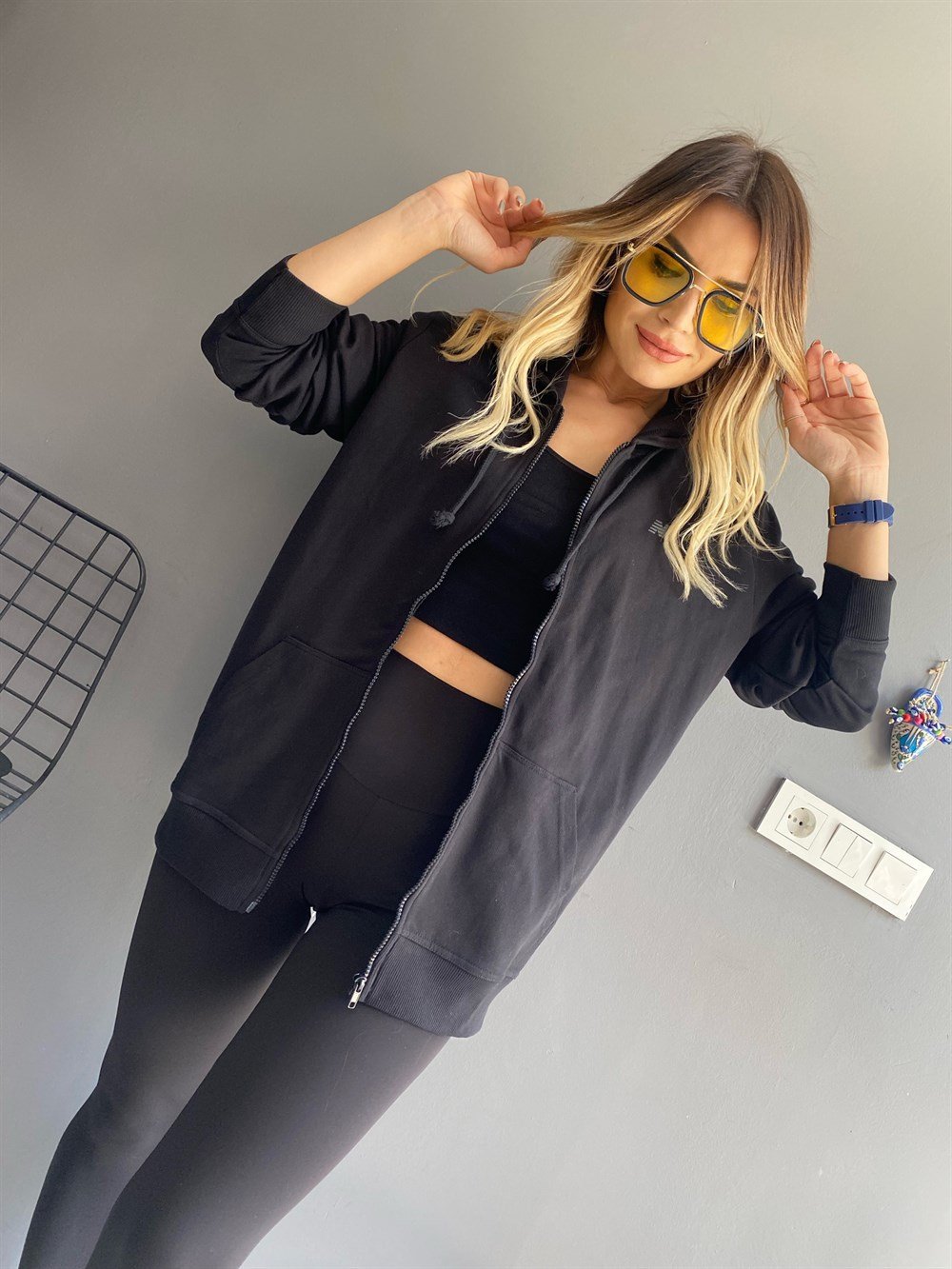 NB Siyah Fermuarlı Sweat