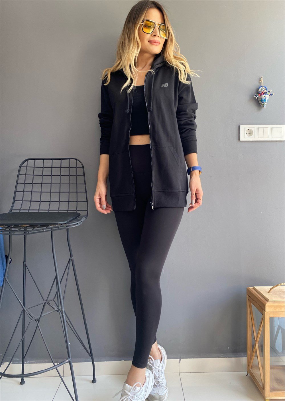 NB Siyah Fermuarlı Sweat