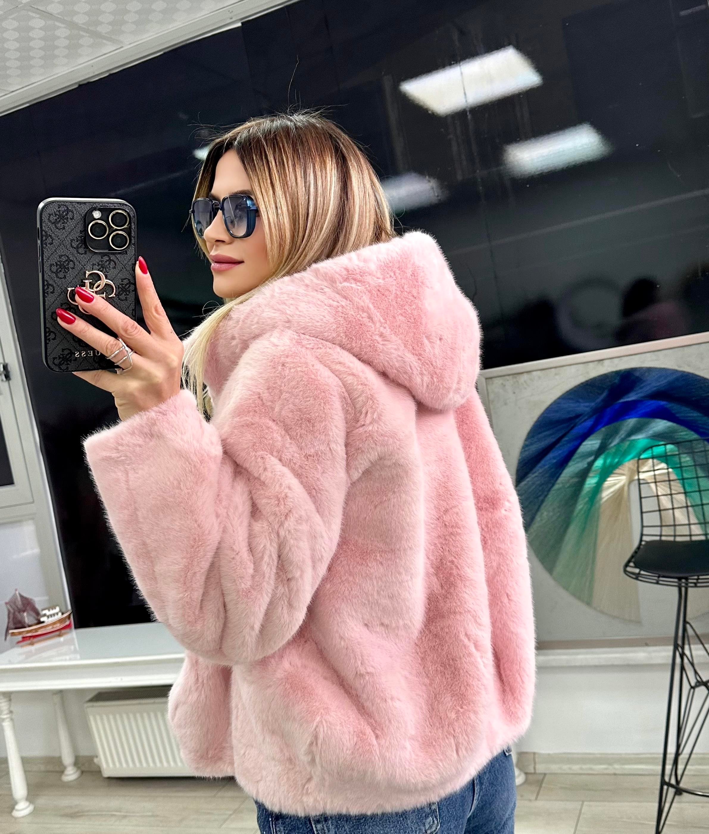 Pembe Kürk Mont 