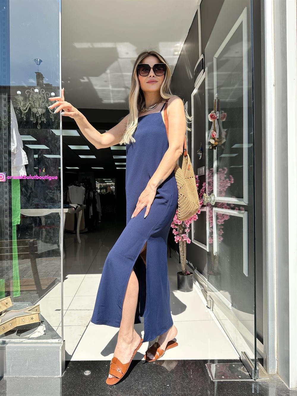 PRY Lacivert Yandan Yırtmaçlı Askılı Elbise 