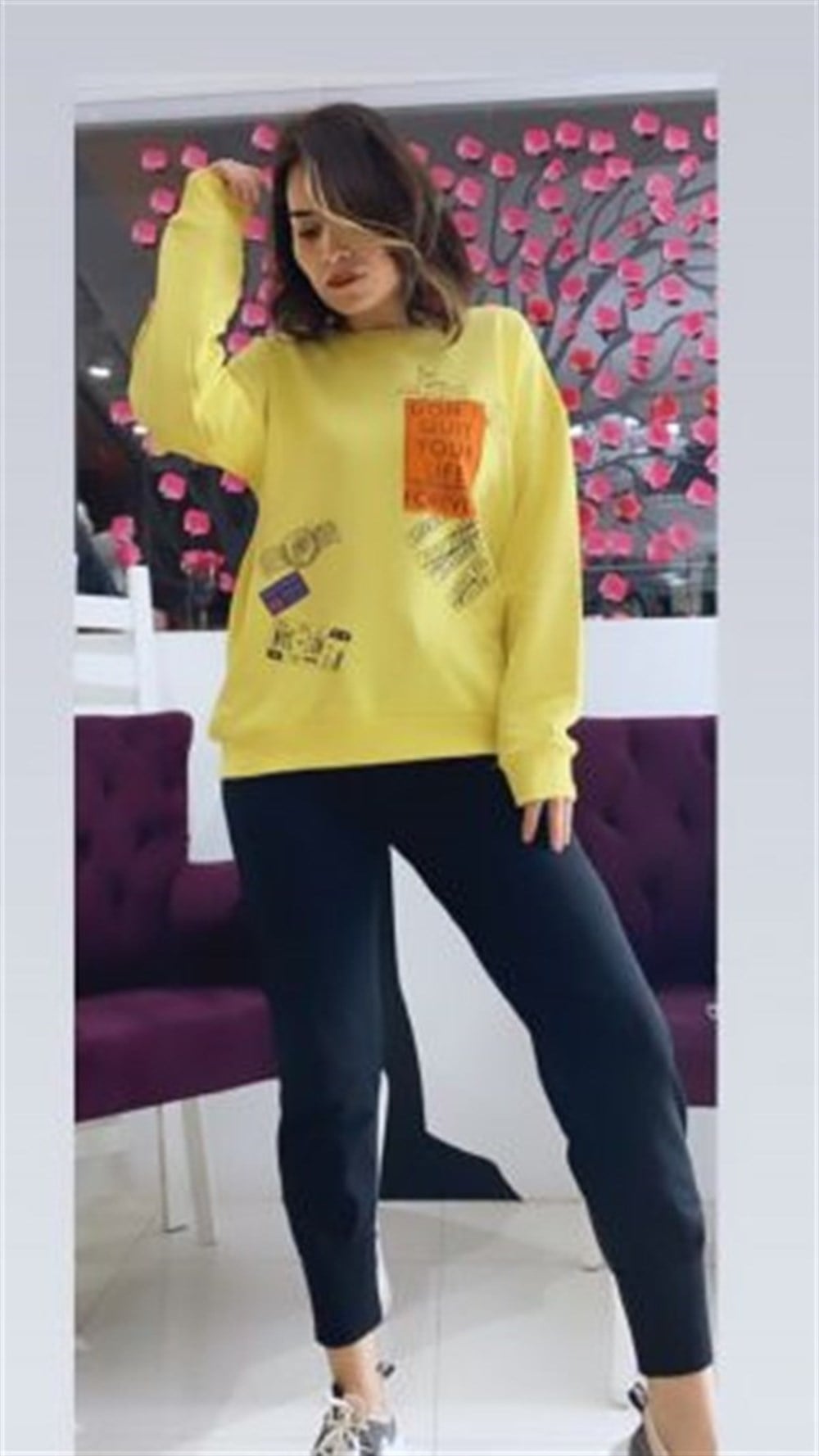 SARI SWEAT