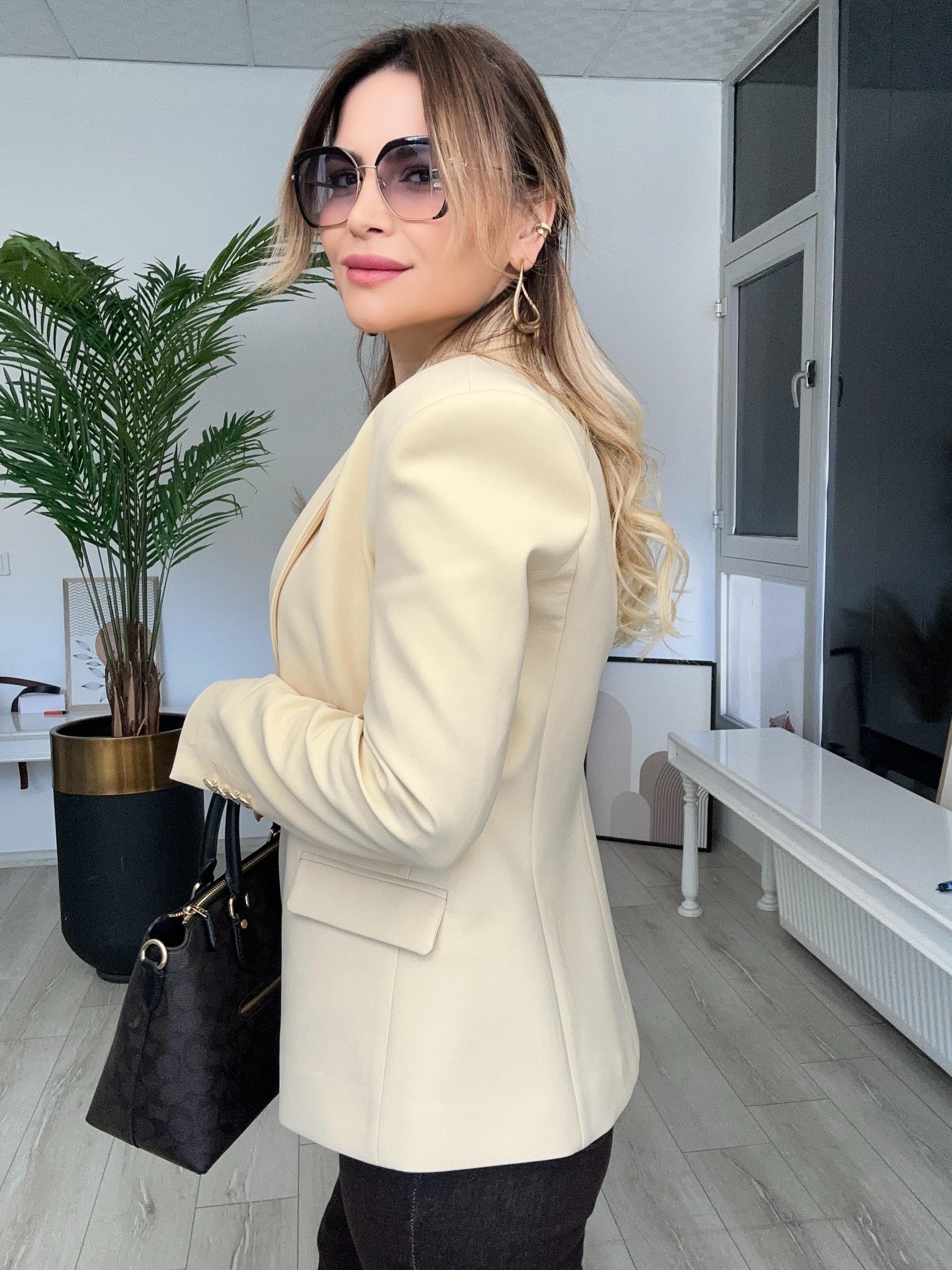Sarı Vücuda Oturan Blazer 