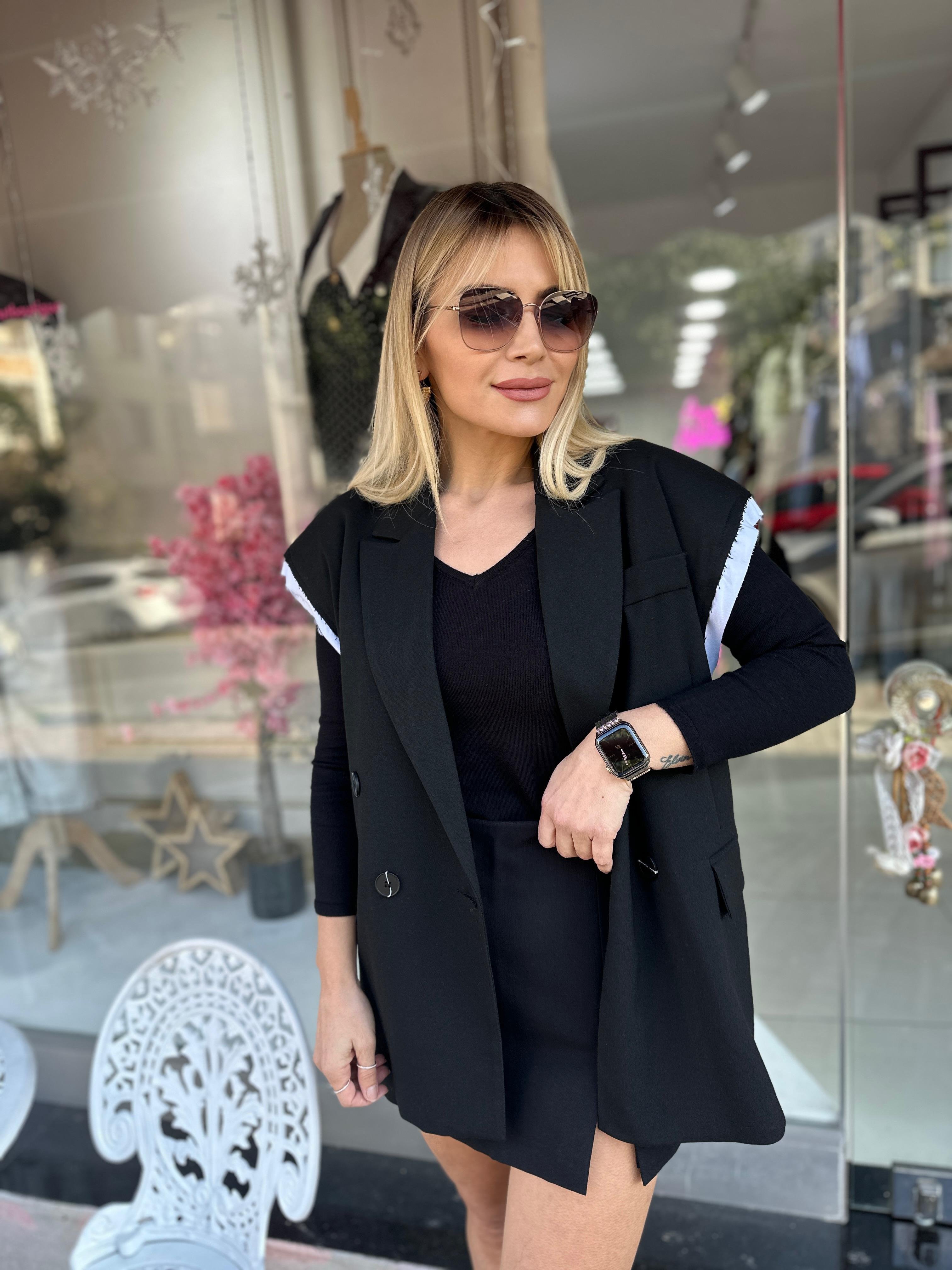 Sırt Kemer Detaylı Oversize Yelek 