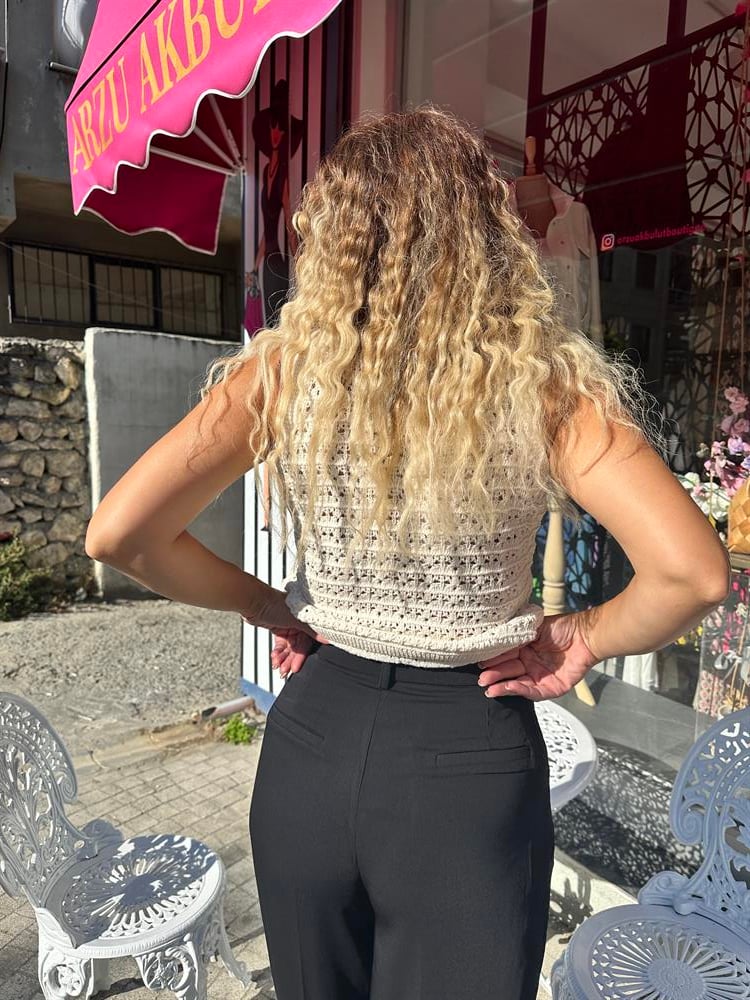 Siyah Bel Detaylı Pantolon