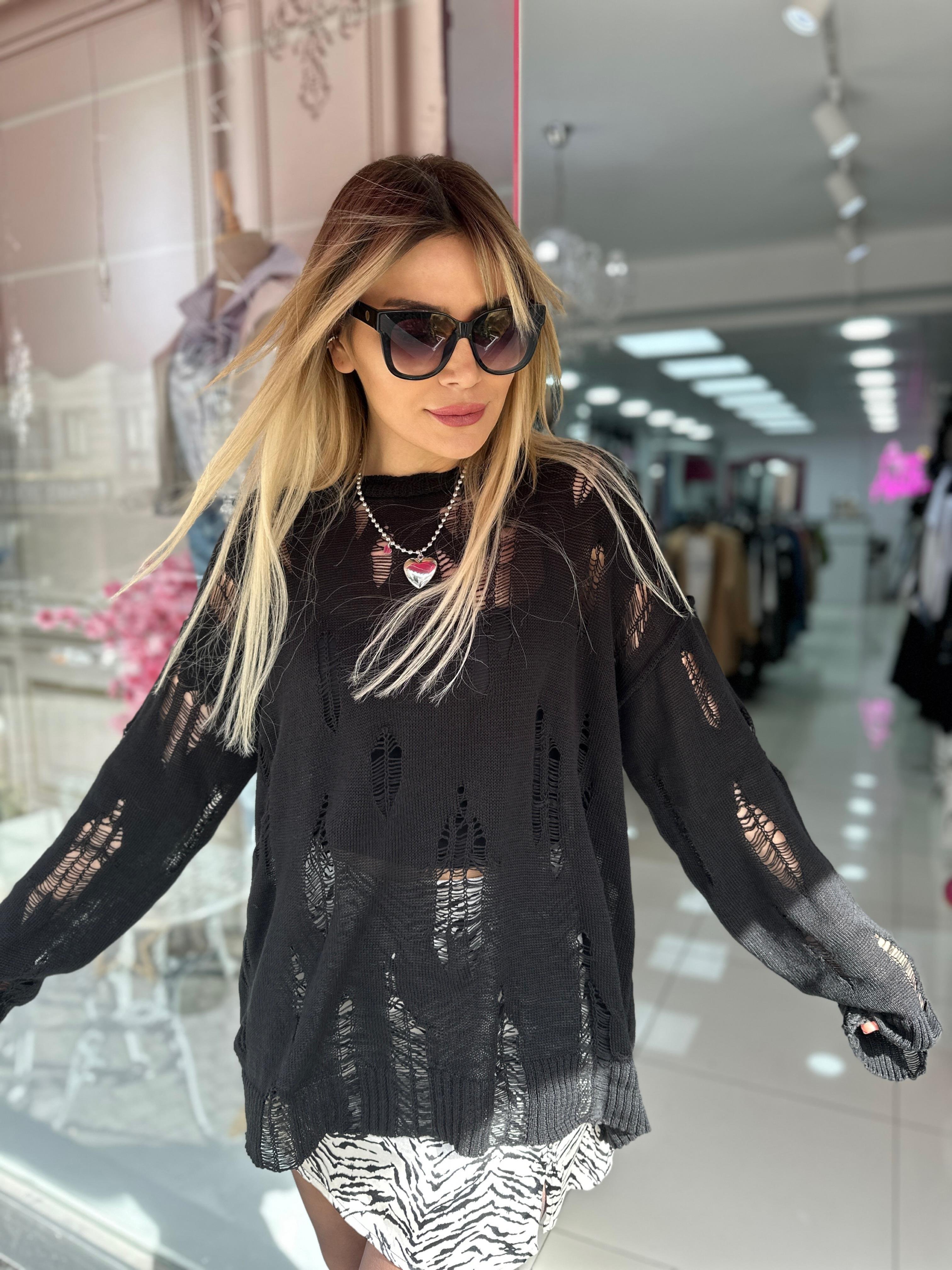 Siyah Beyaz Şortlu Saten Etek 