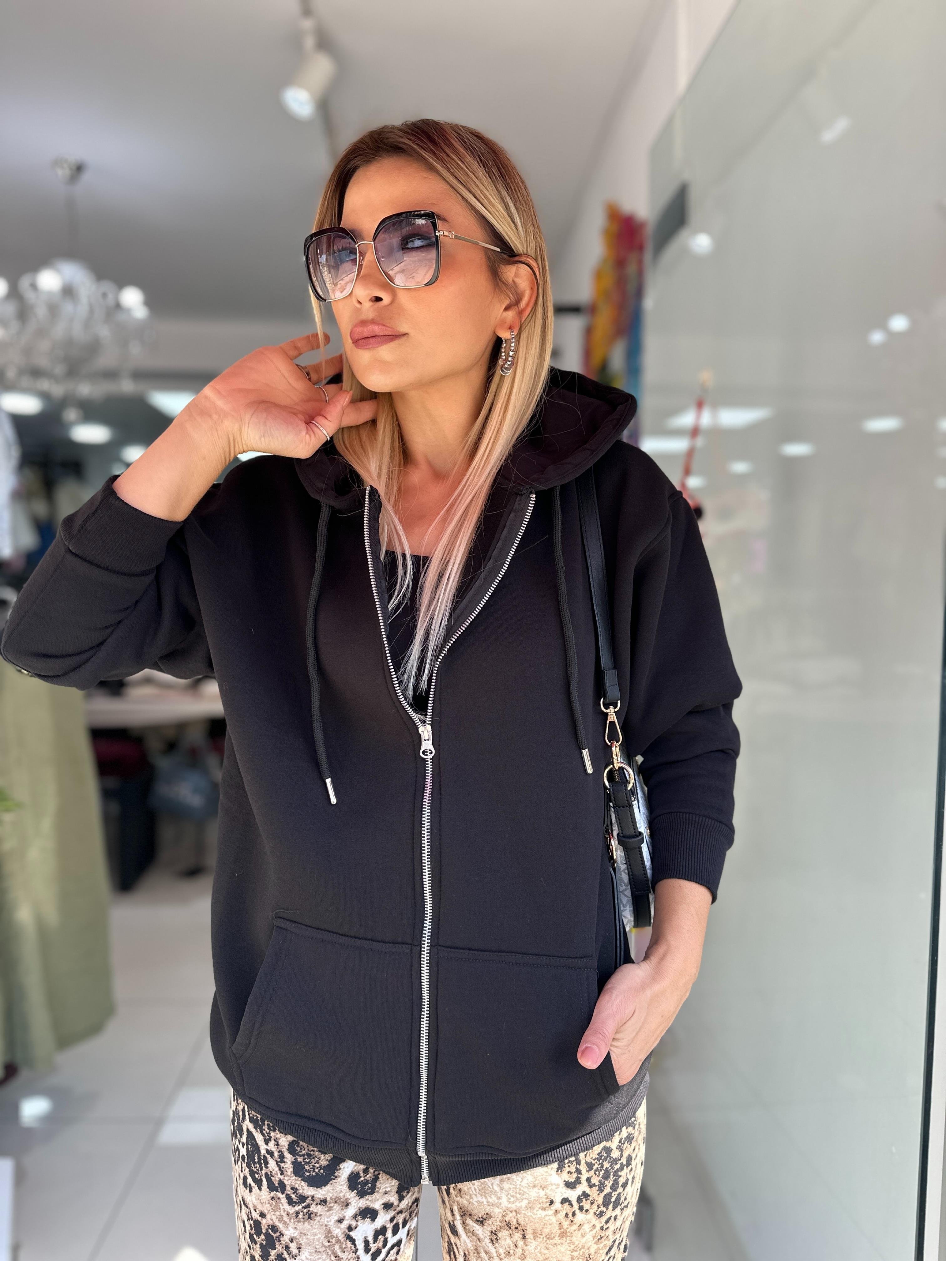 Siyah Kapşonlu Sweat 