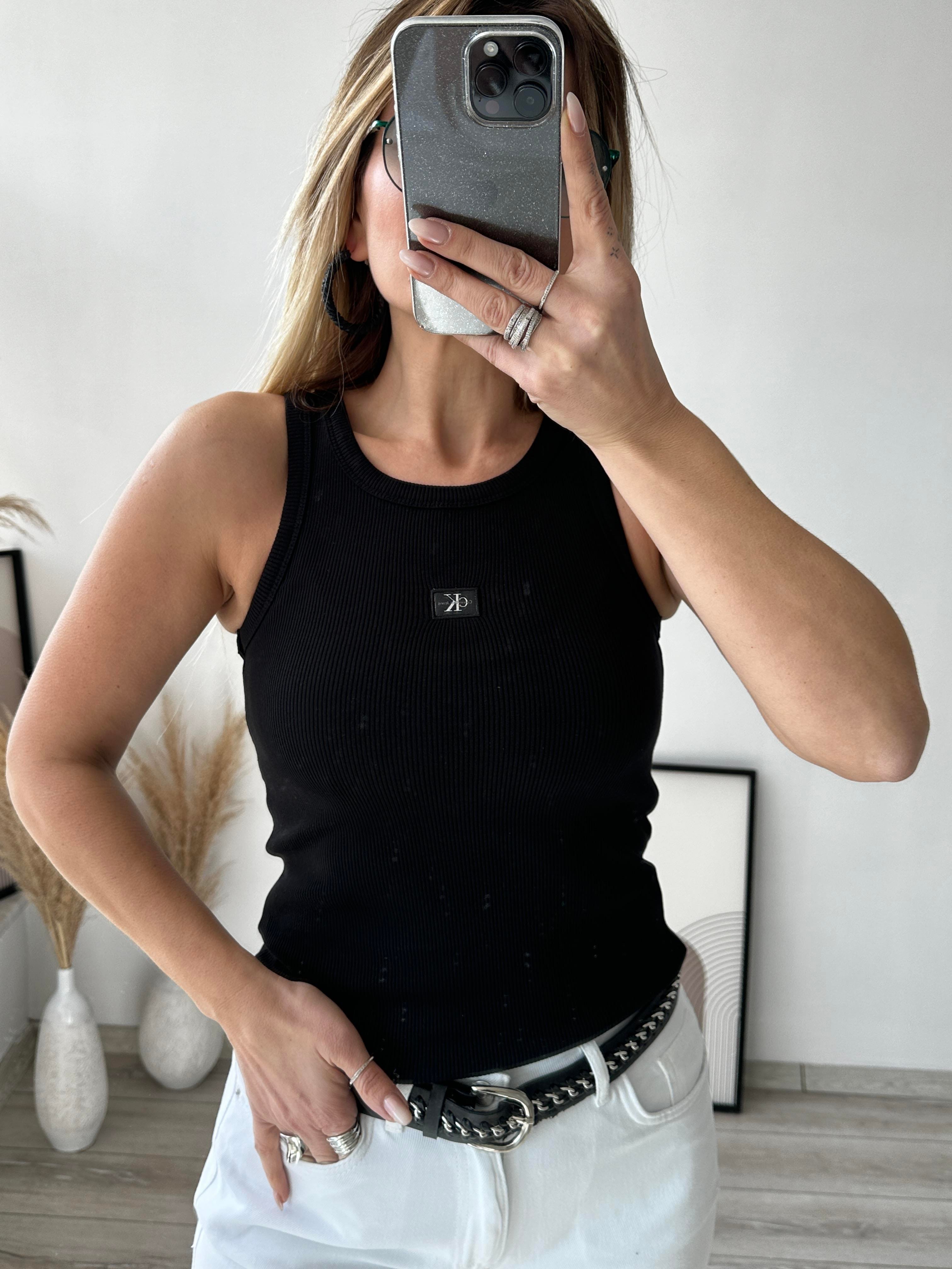 Siyah Marka Amblemli Atlet