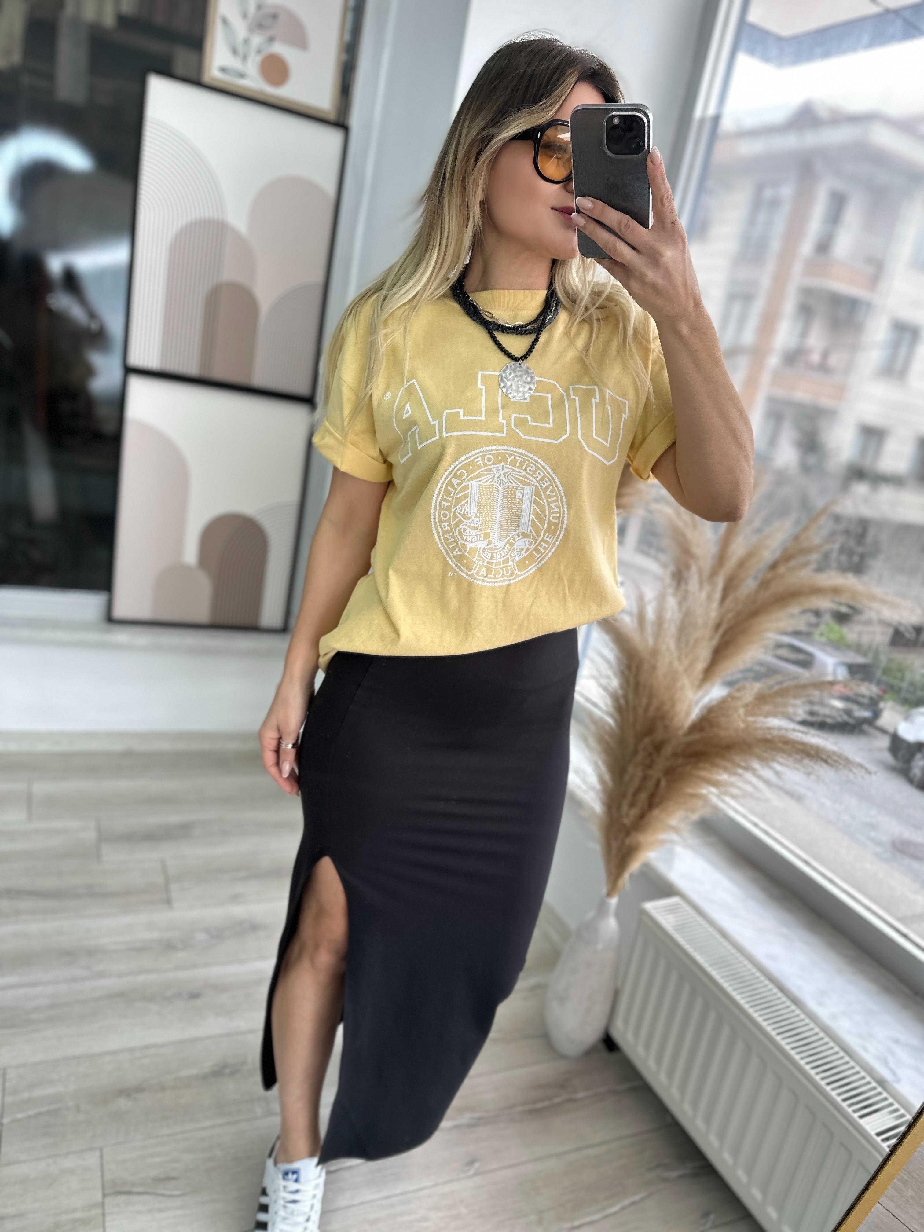 Siyah Modal Kumaş Yırtmaçlı Etek 
