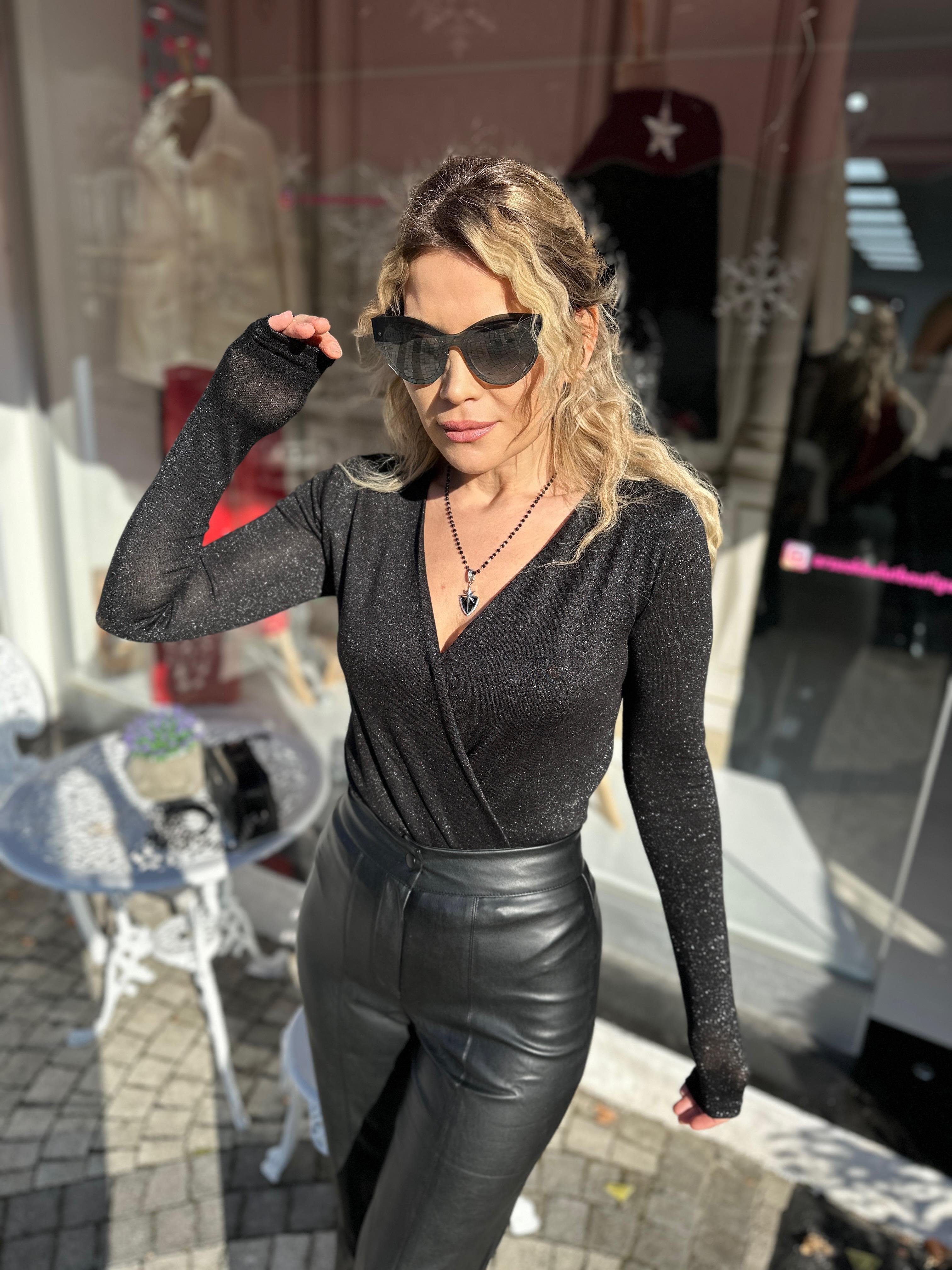 Siyah Simli Bodysuit