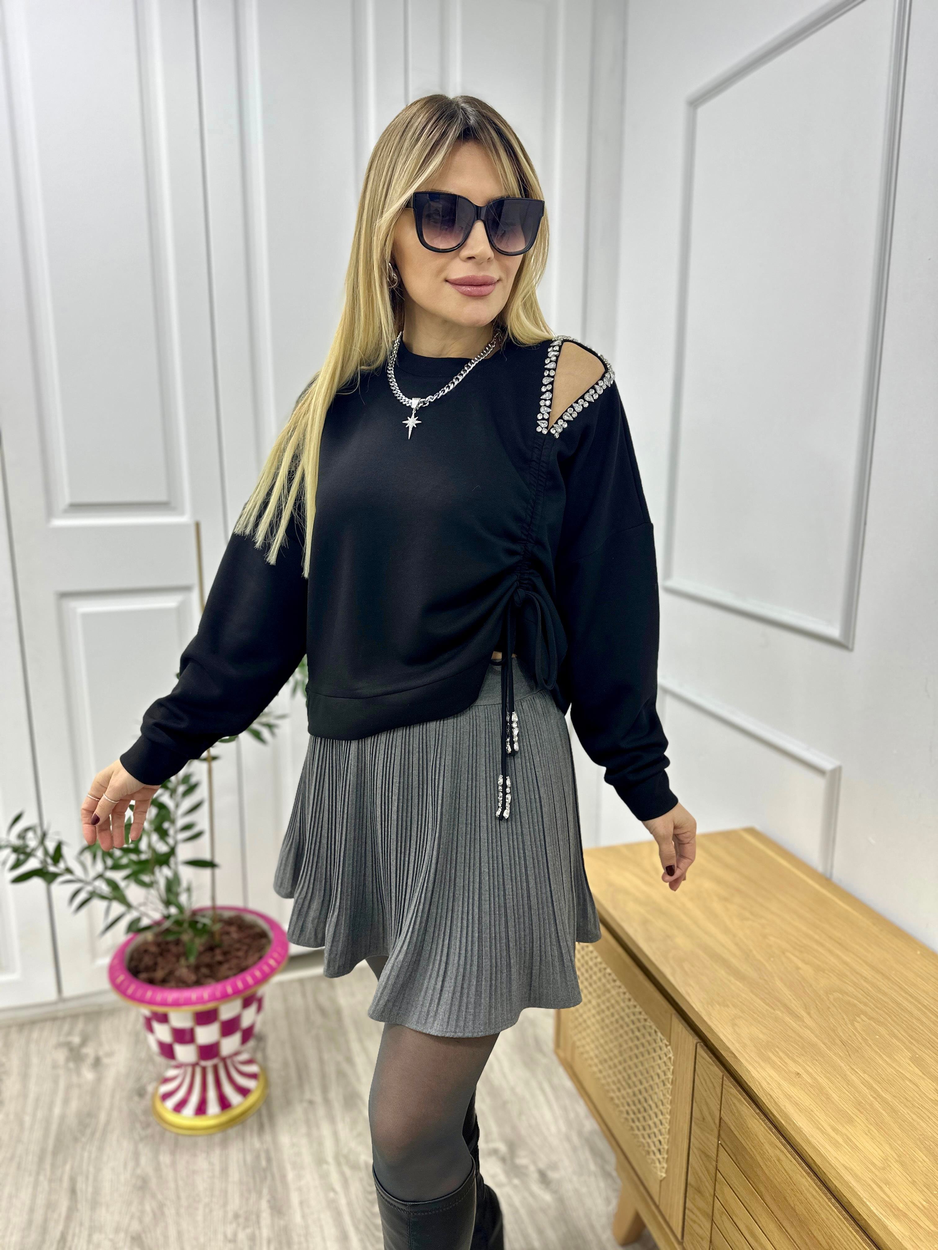 Siyah Taşlı Modal Kumaş Sweat 