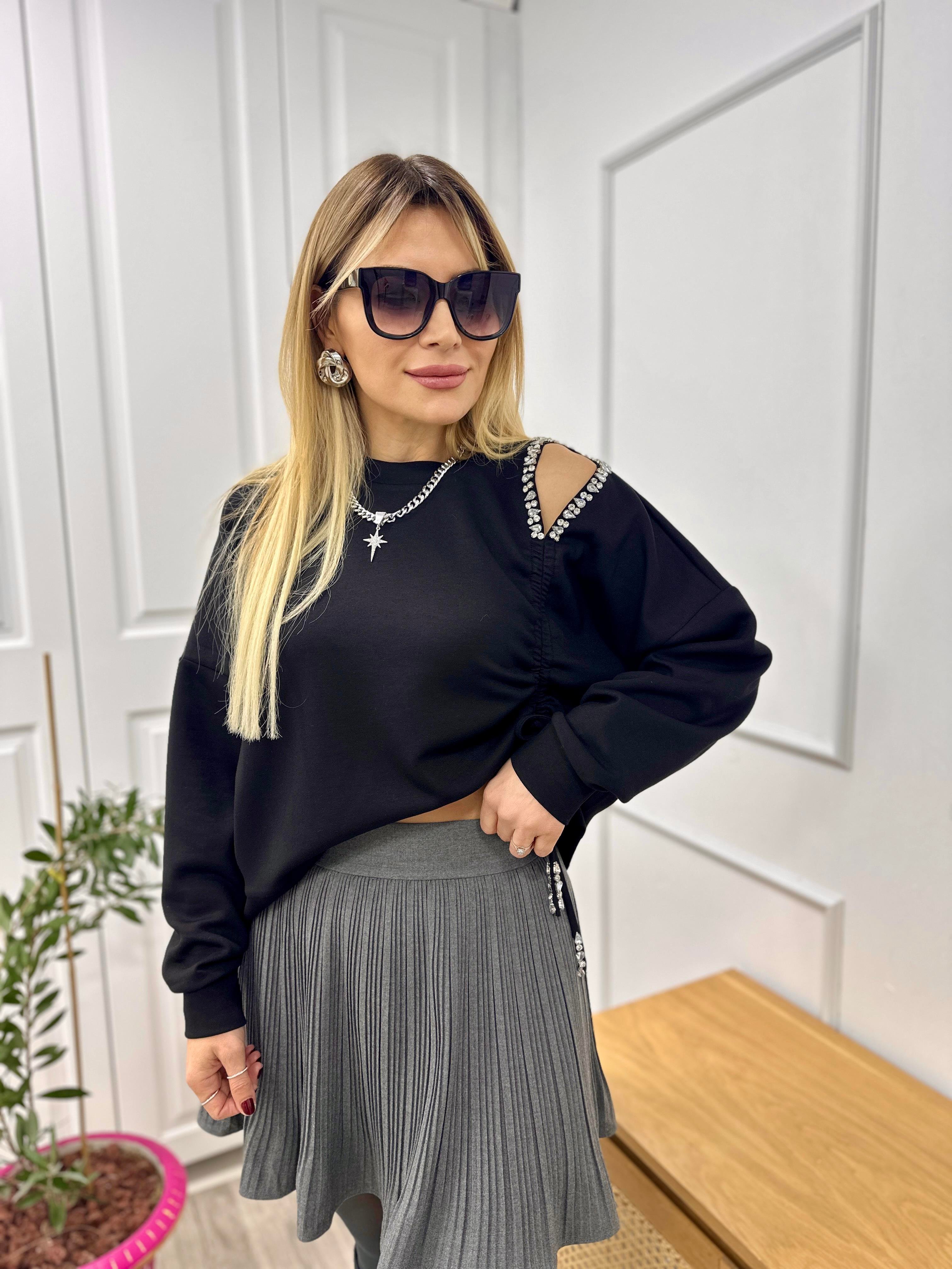 Siyah Taşlı Modal Kumaş Sweat 