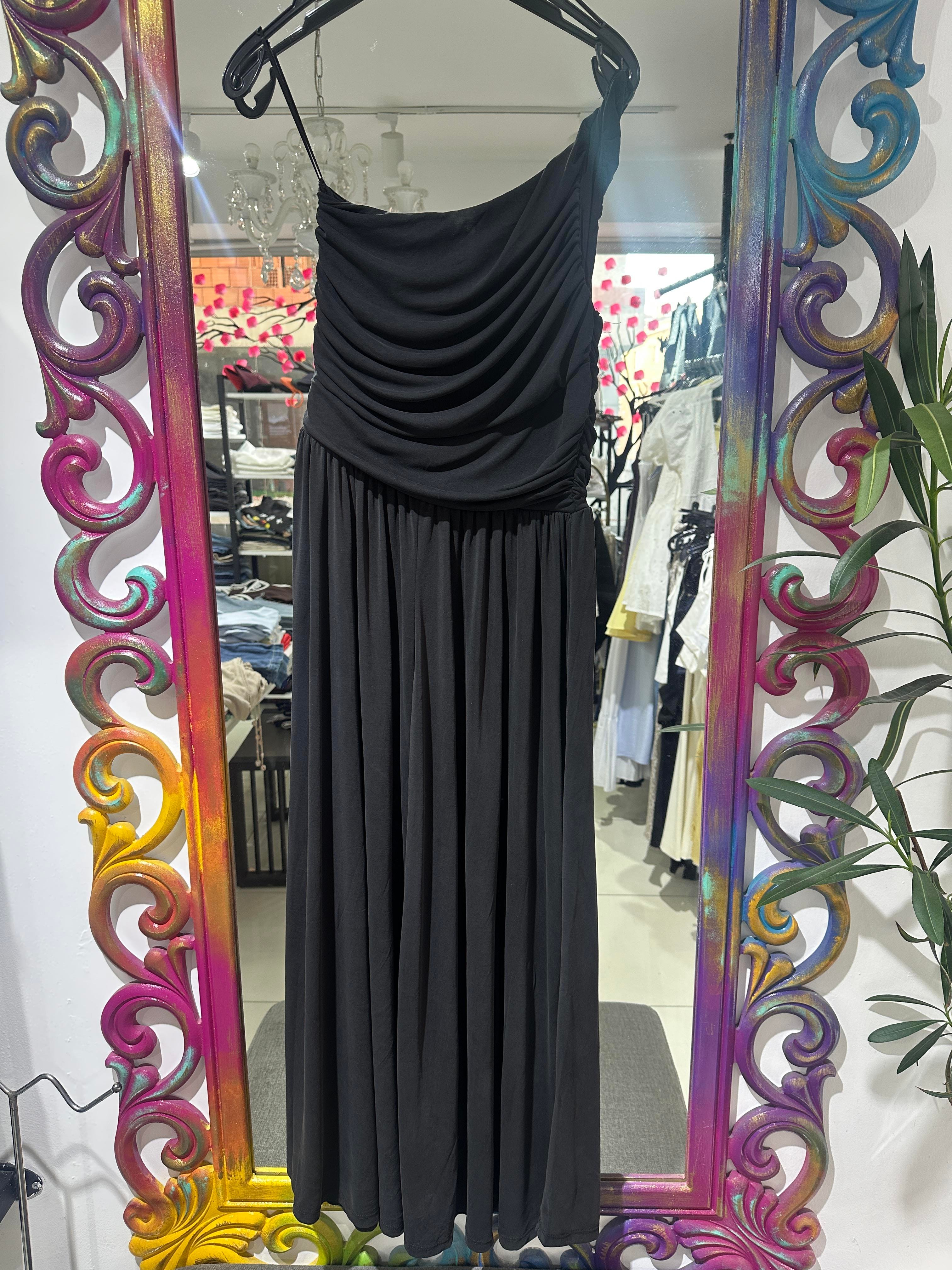 Siyah Tek Omuzlu Drapeli Elbise