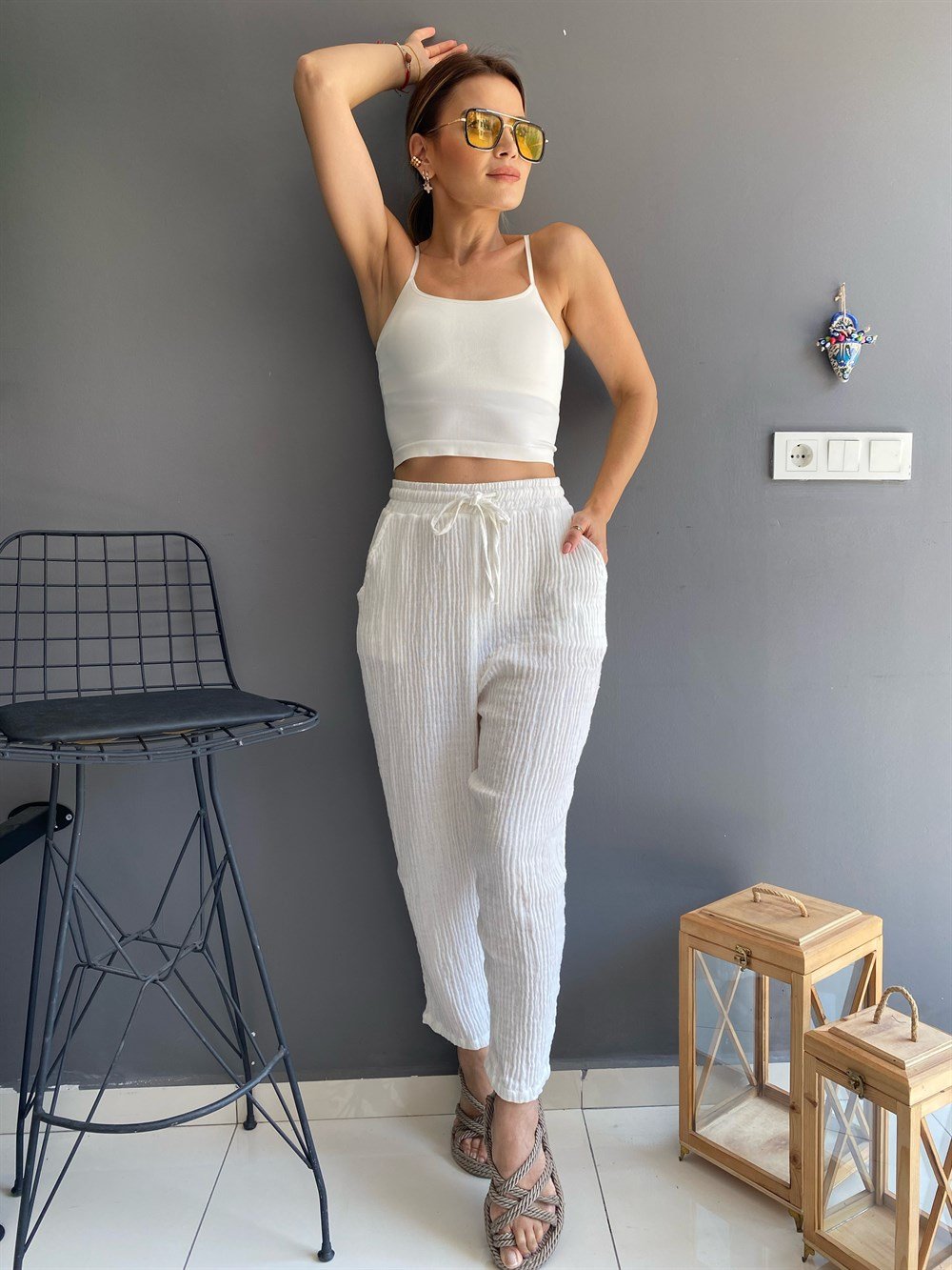 SP Ekru Crop