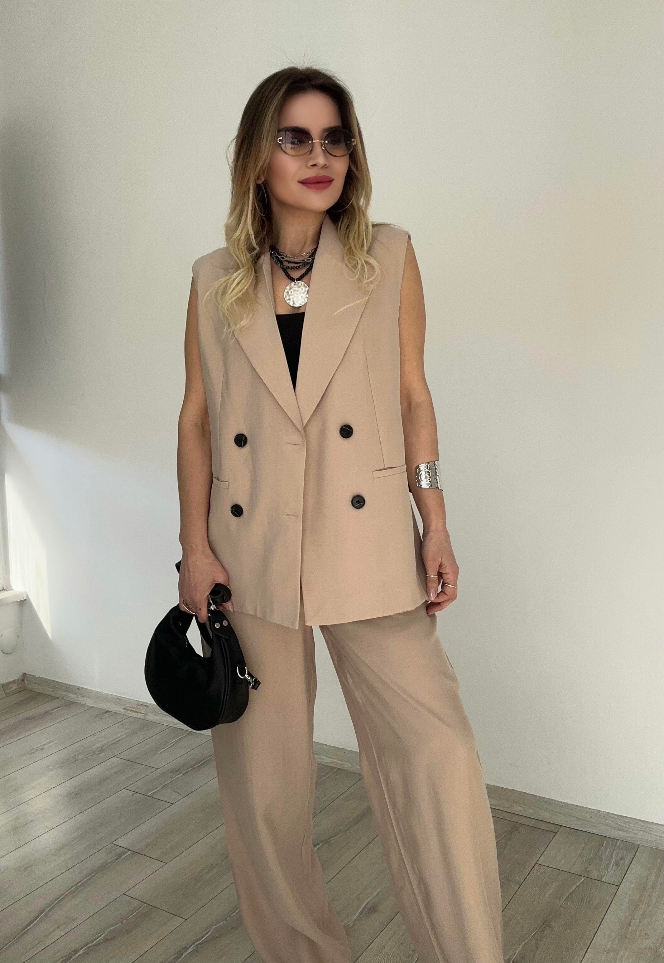 Taş Rengi Yelek Pantolon Takım