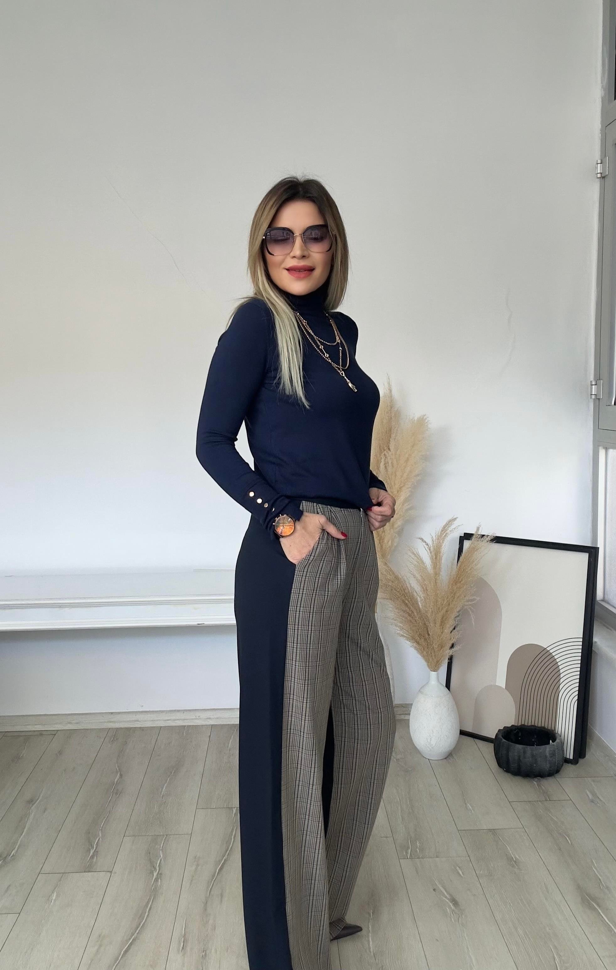 Tasarım Arkası Lacivert Önü Ekoseli Pantolon