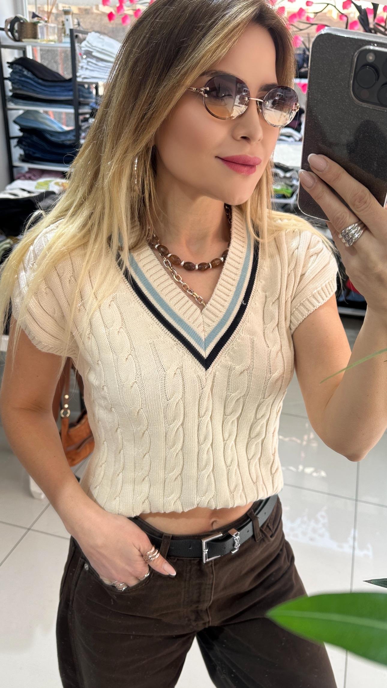 V Yaka Örme Triko Süveter