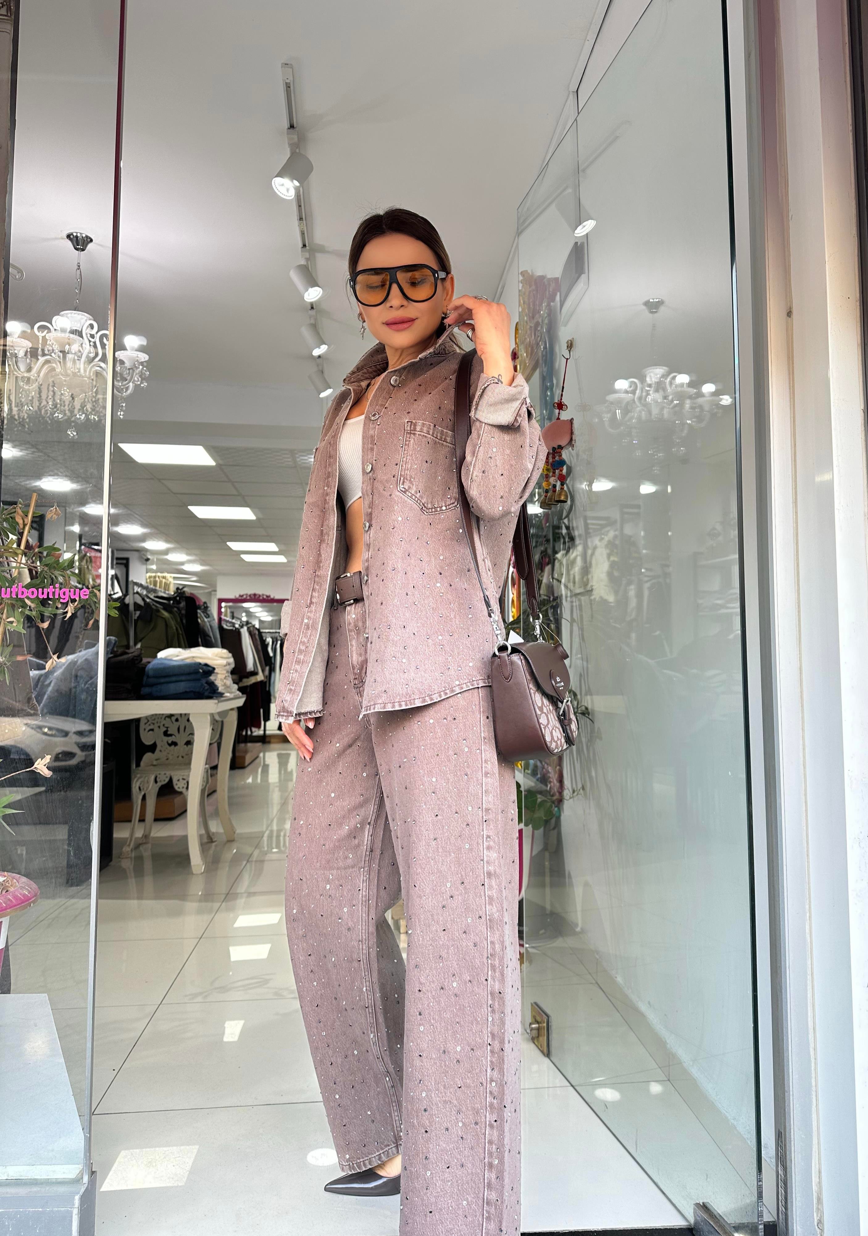 Vizon Taş Detaylı Tensel Jean