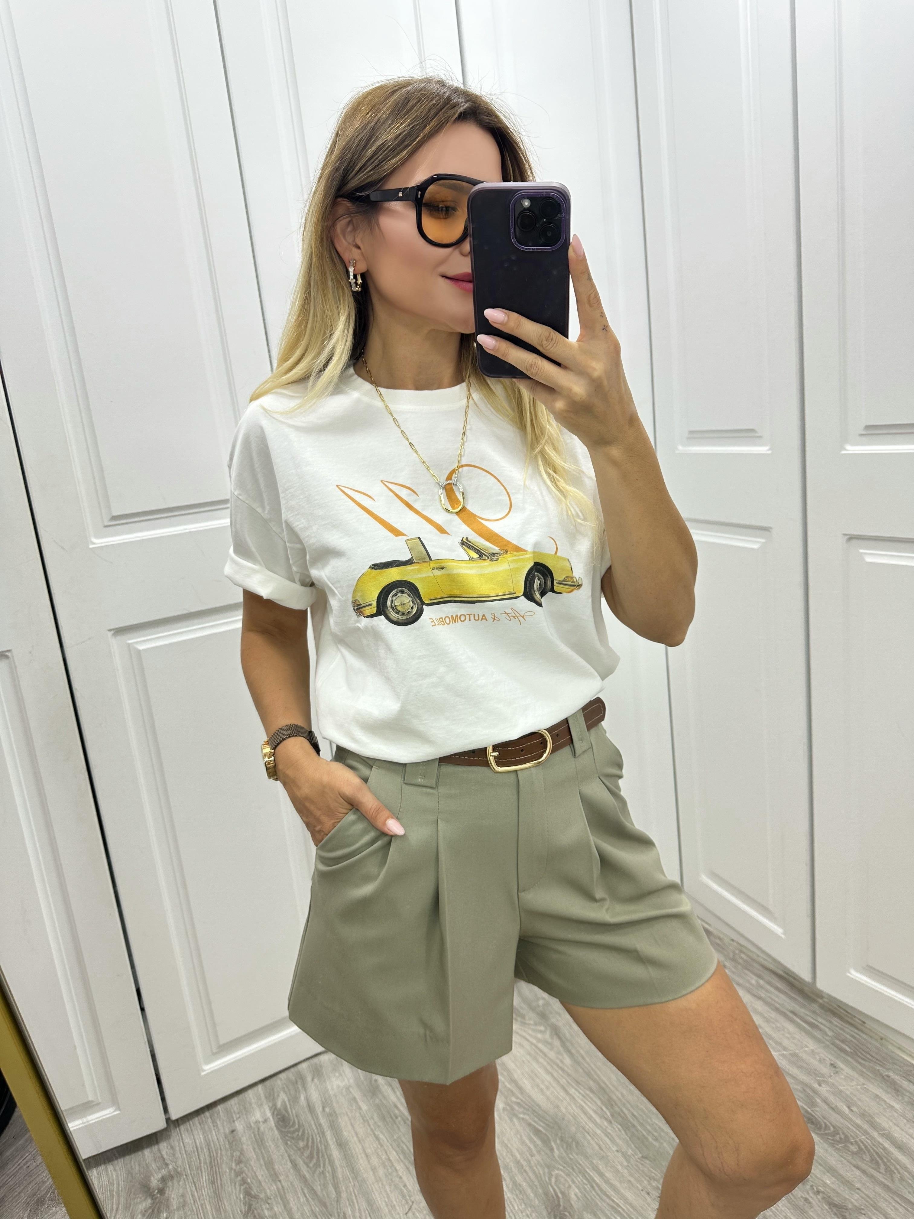 Yeşil Normal Bel Pili Detaylı Şort 