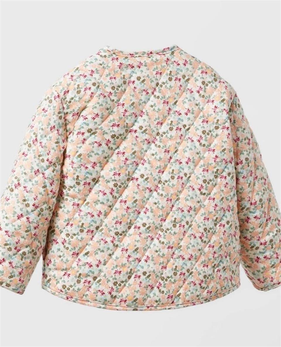 Çiçekli Kapitone Ceket
