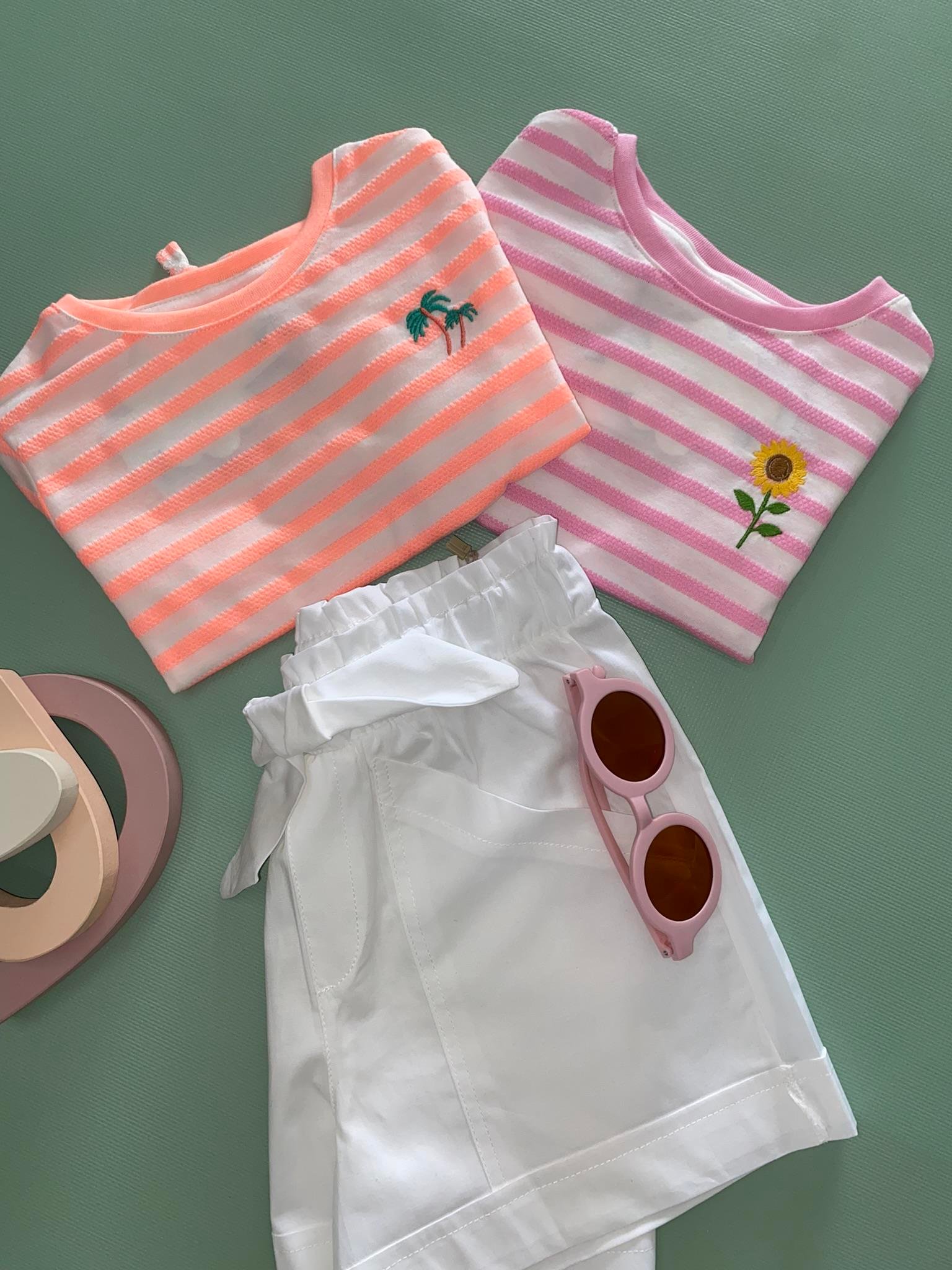 Fiyonk Detaylı Şort