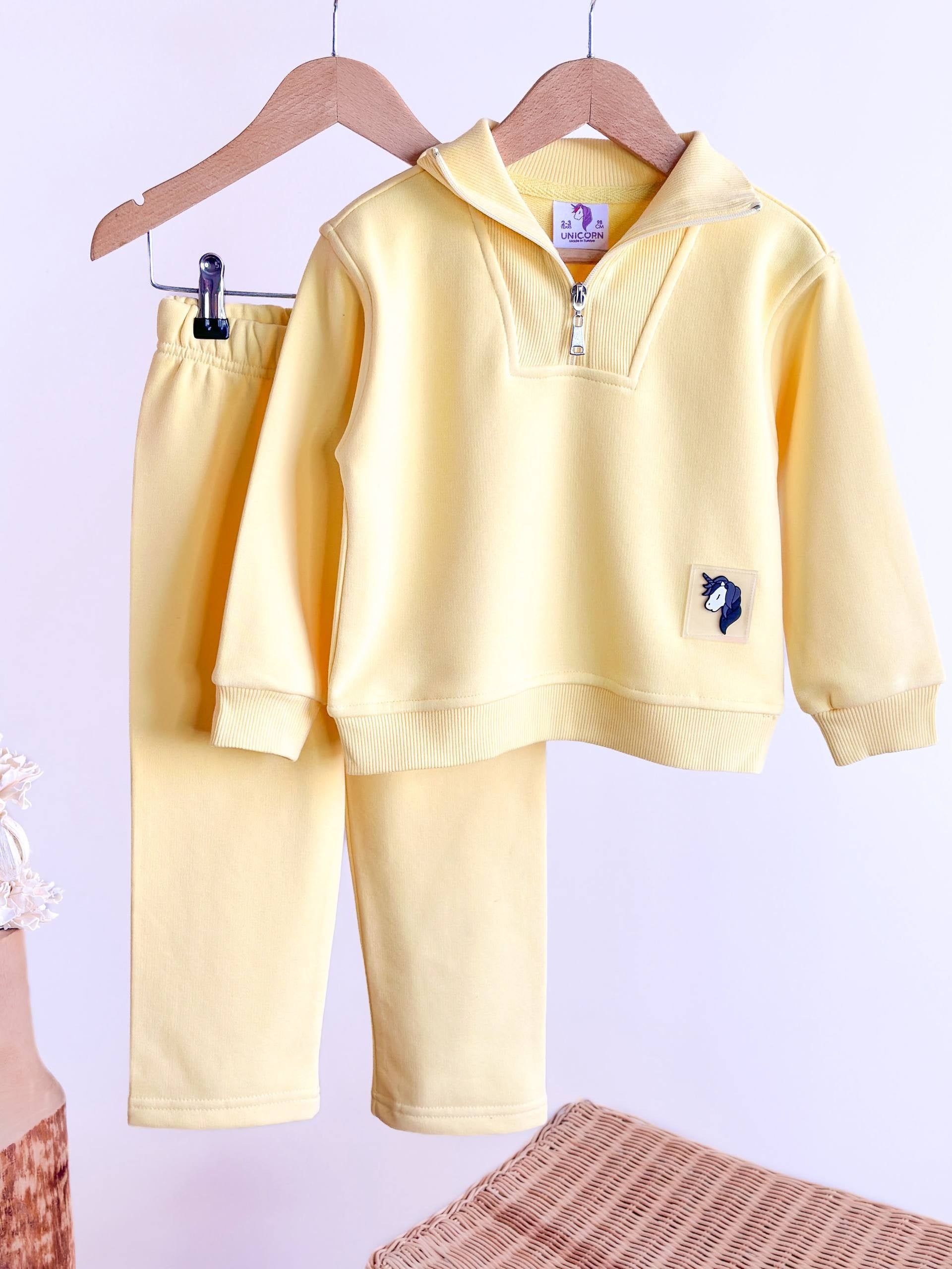 UNICORN' DİK YAKA EŞOFMAN TAKIM