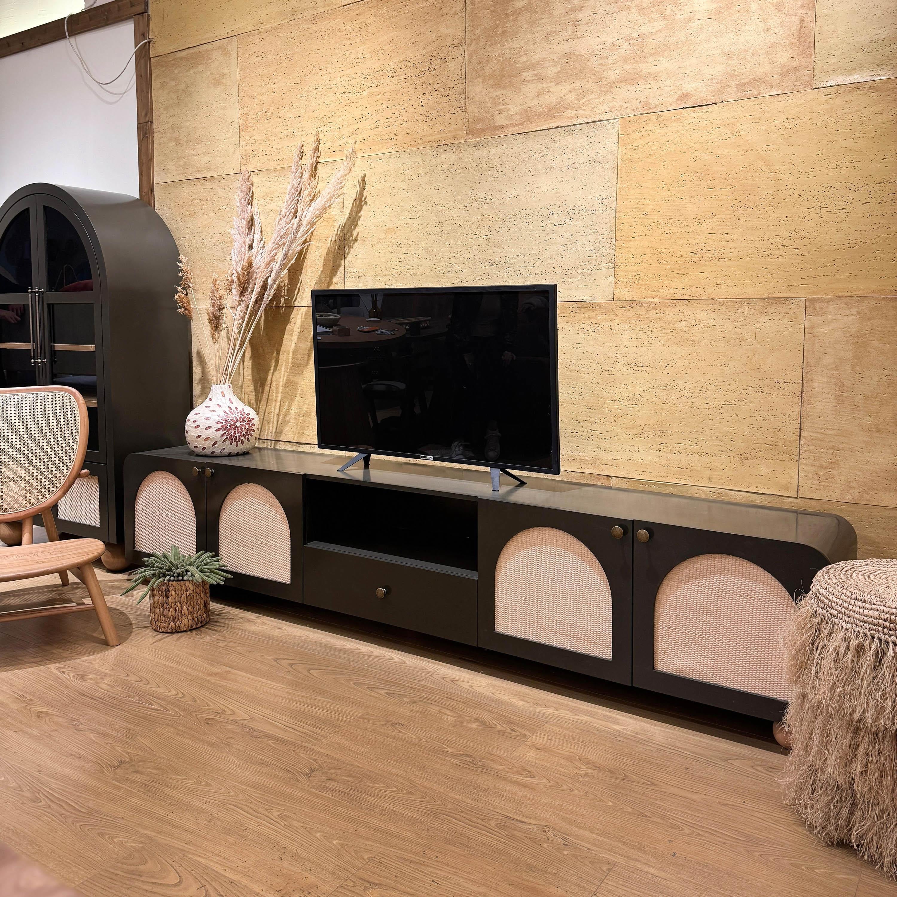 Bloom TV SehpasıBloom TV SehpasıTV ÜniteleriBloom TV Sehpası