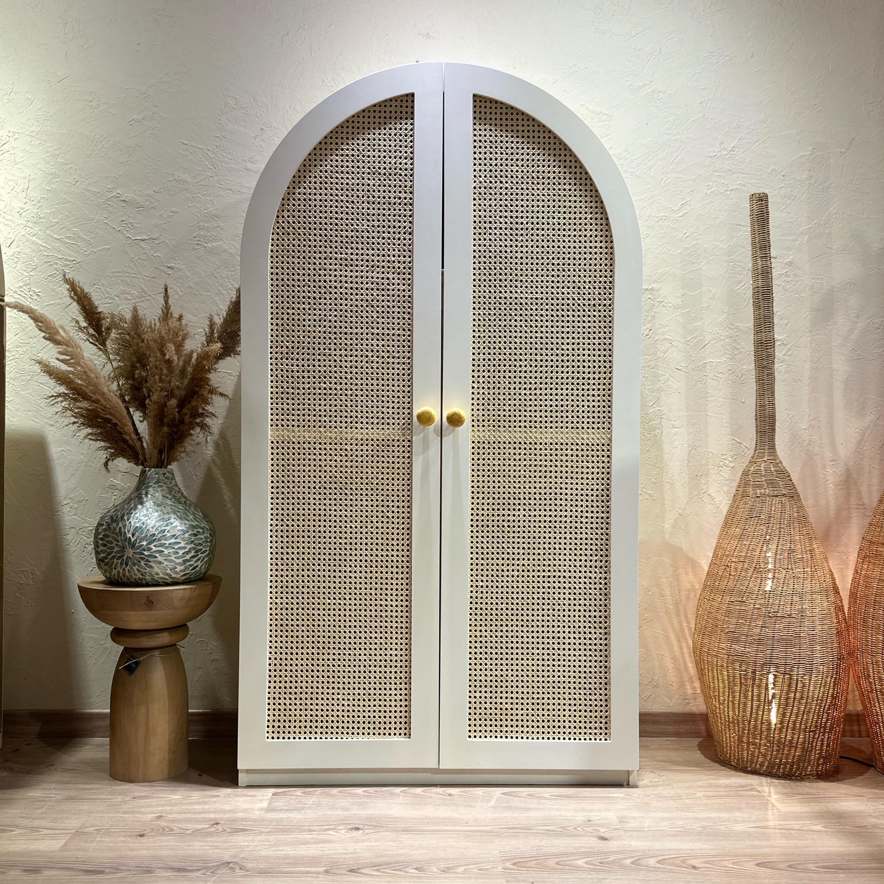 Etiwood Dome BüfeEtiwood Dome BüfeAhşap Konsol Takımları Etiwood Dome Büfe