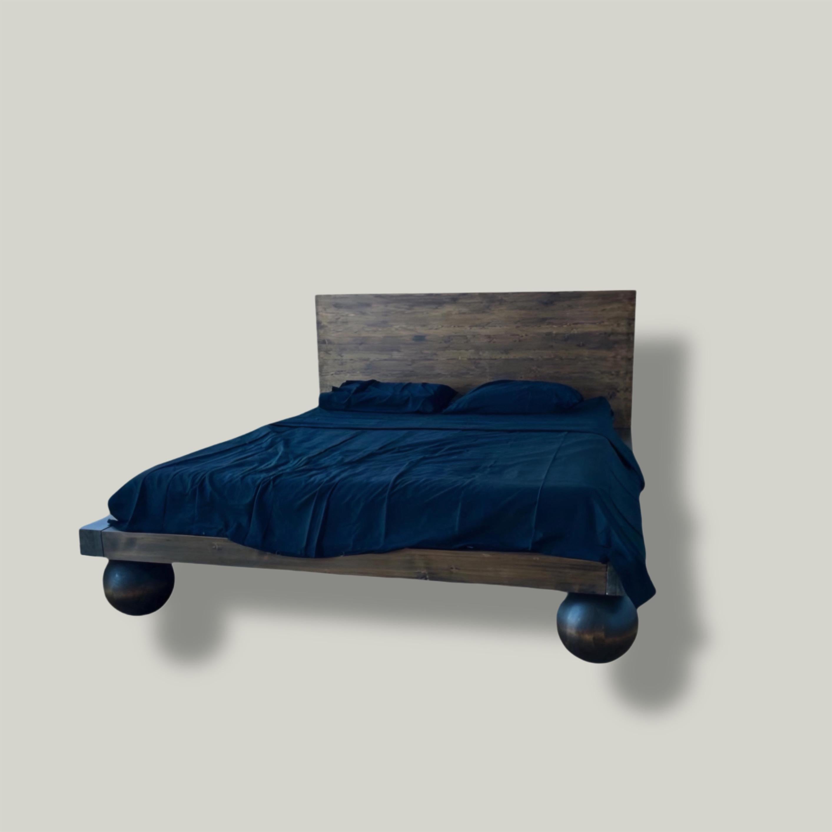 Etiwood Globe KaryolaEtiwood Globe KaryolaYatak OdasıEtiwood Globe Karyola