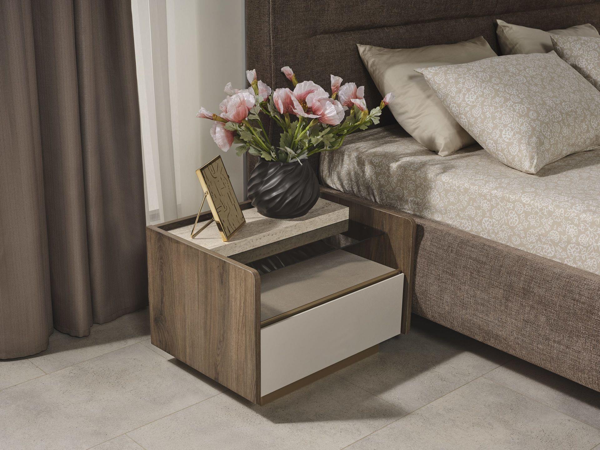 Aronya Modern Bed Room Set