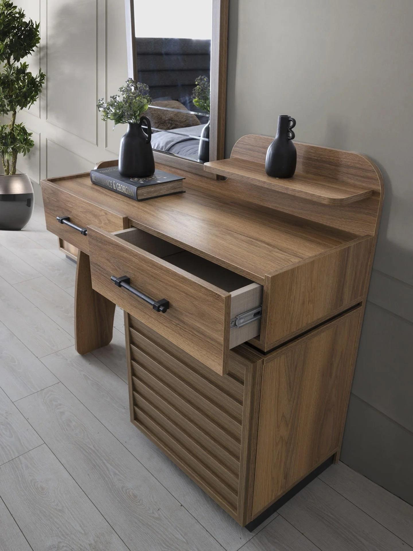 Bed Room Set Furniture
